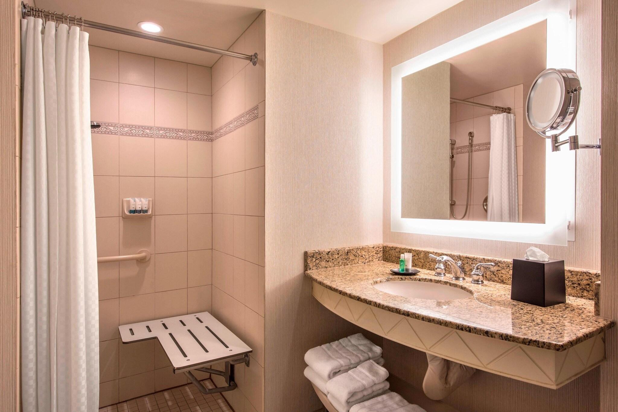 Room Two Double Beds Premium