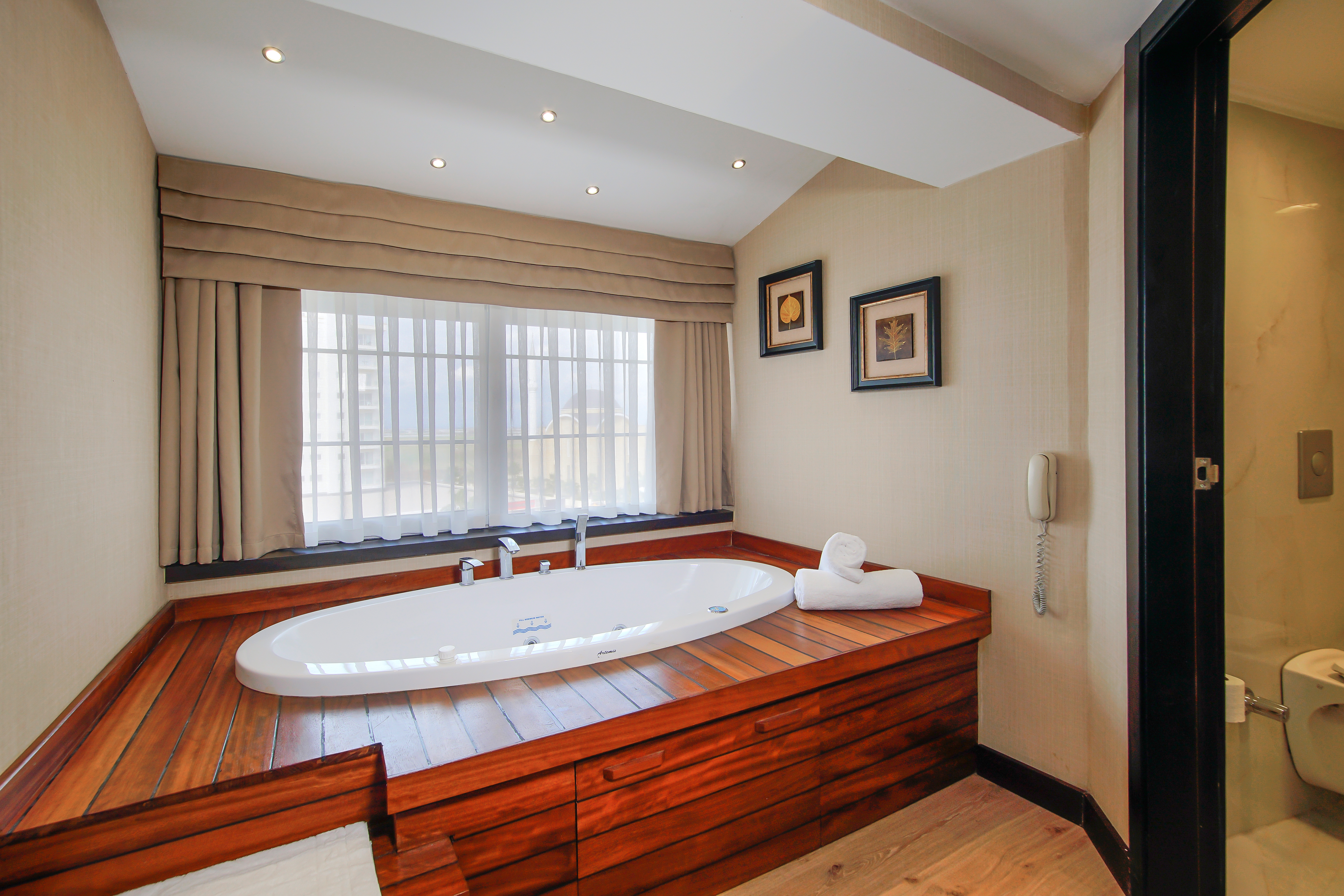 Suite with Jacuzzi
