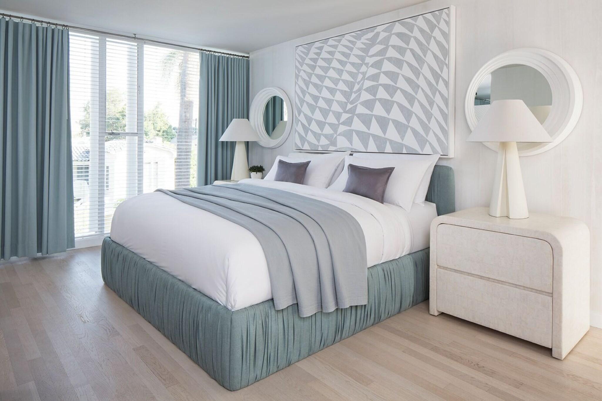 Junior Suite King Size Bed