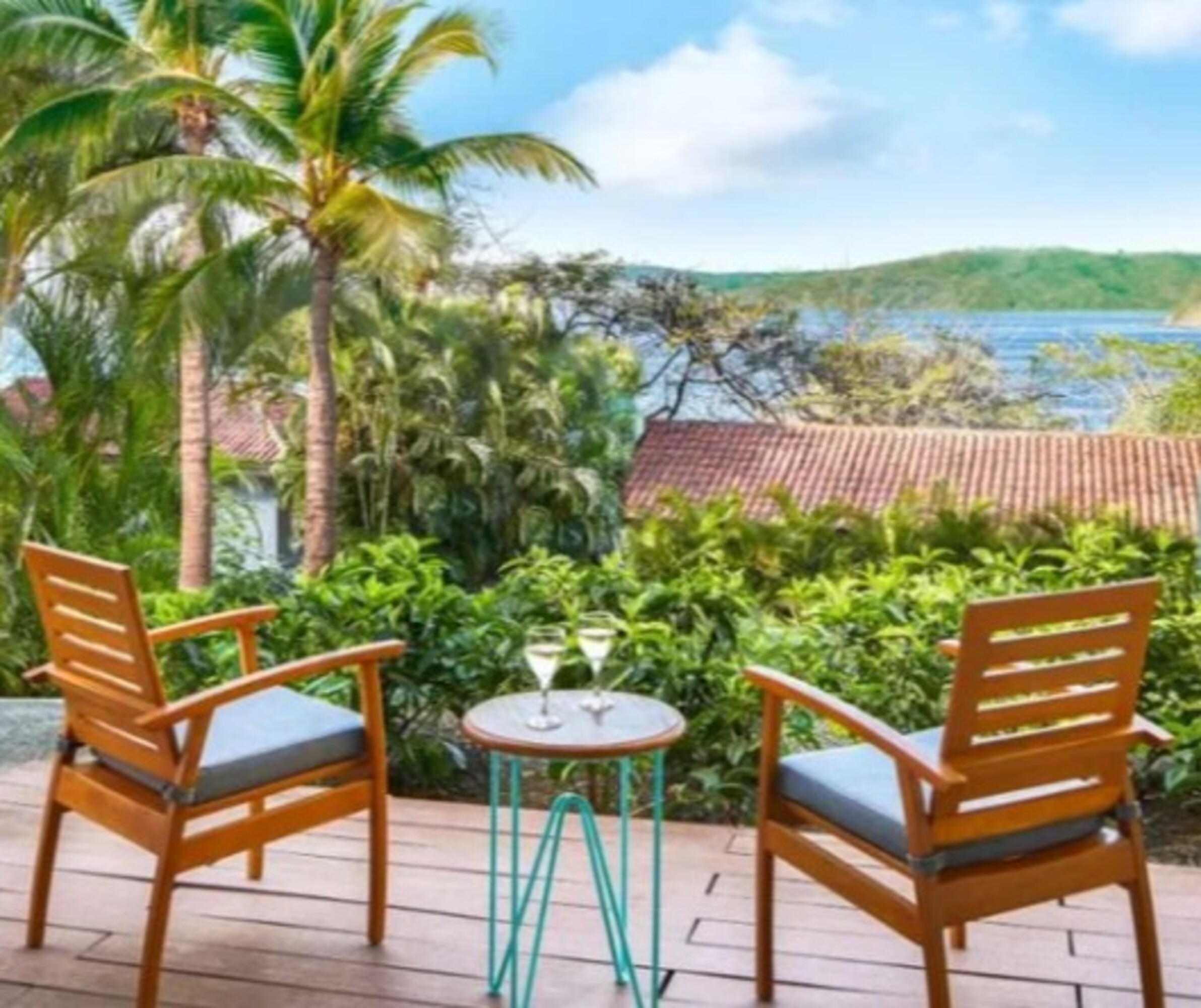 Bungalow King Size Bed