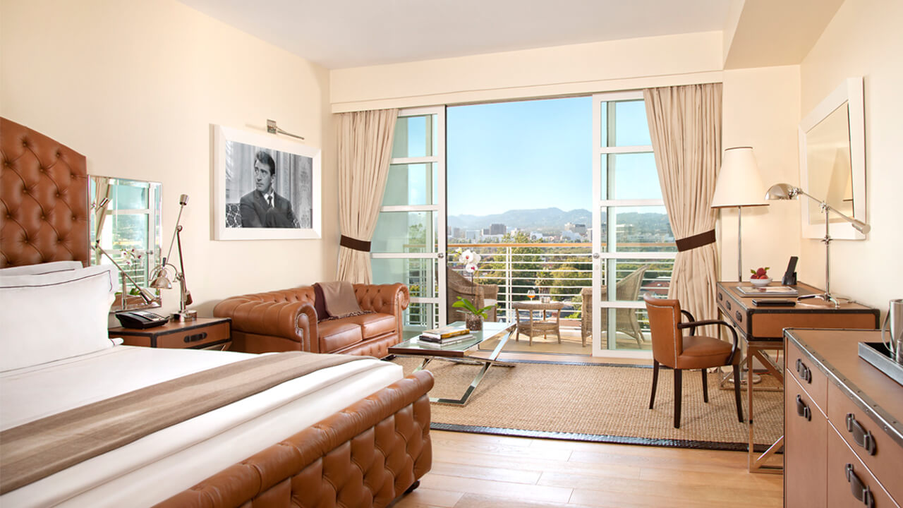 Double Deluxe King Bed