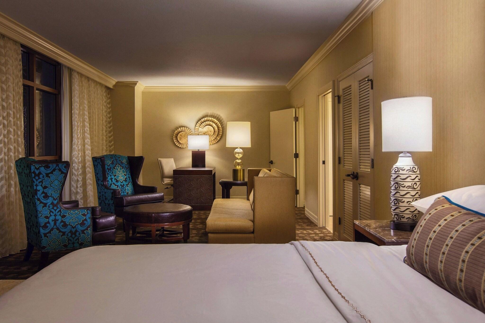 Suite Queen Size Bed