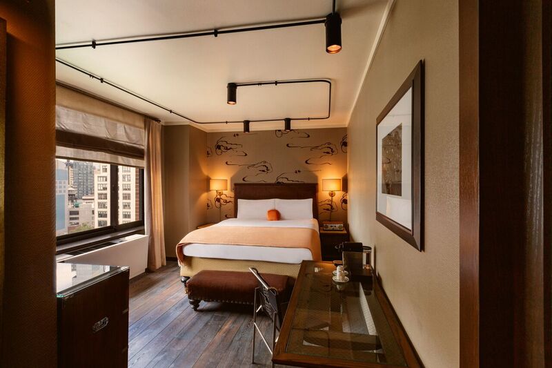 Studio King Size Bed