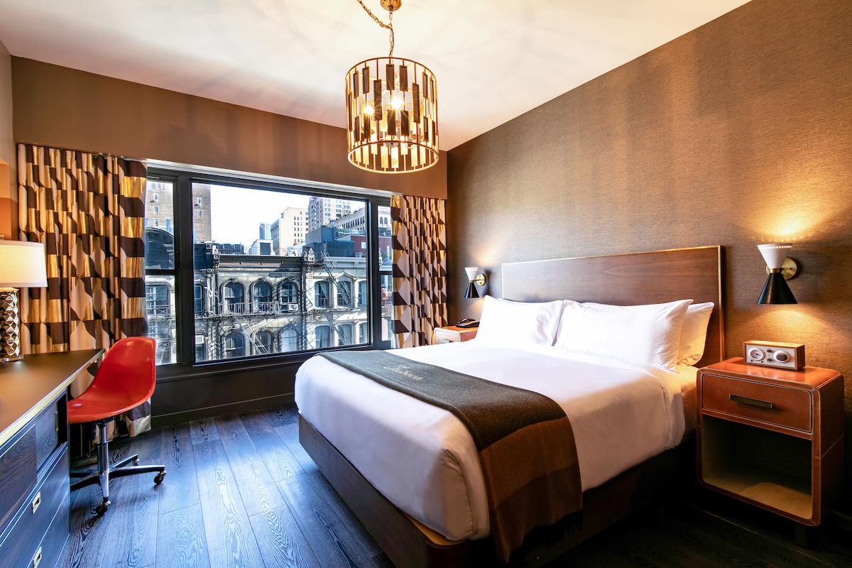 Double Deluxe King Bed