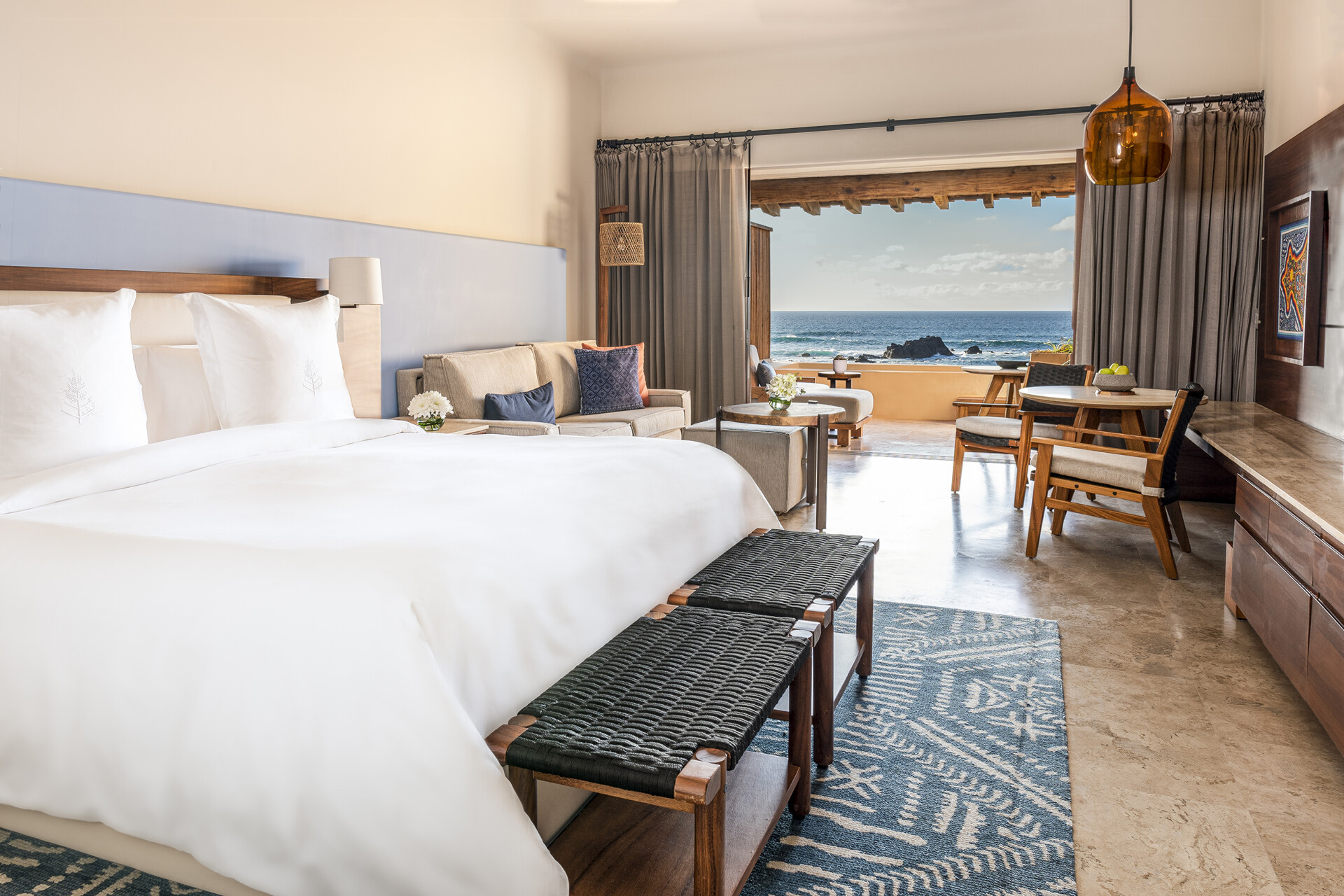 Double Ocean Front King Bed