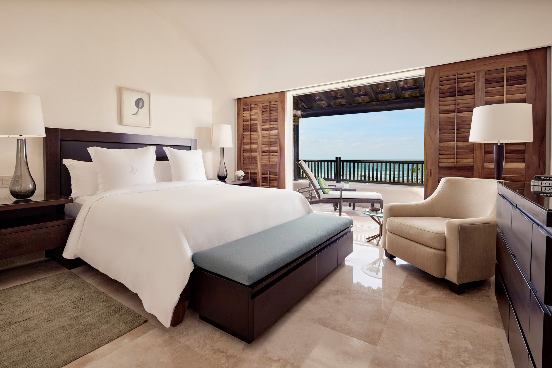 Apartment Four Bedrooms with Views