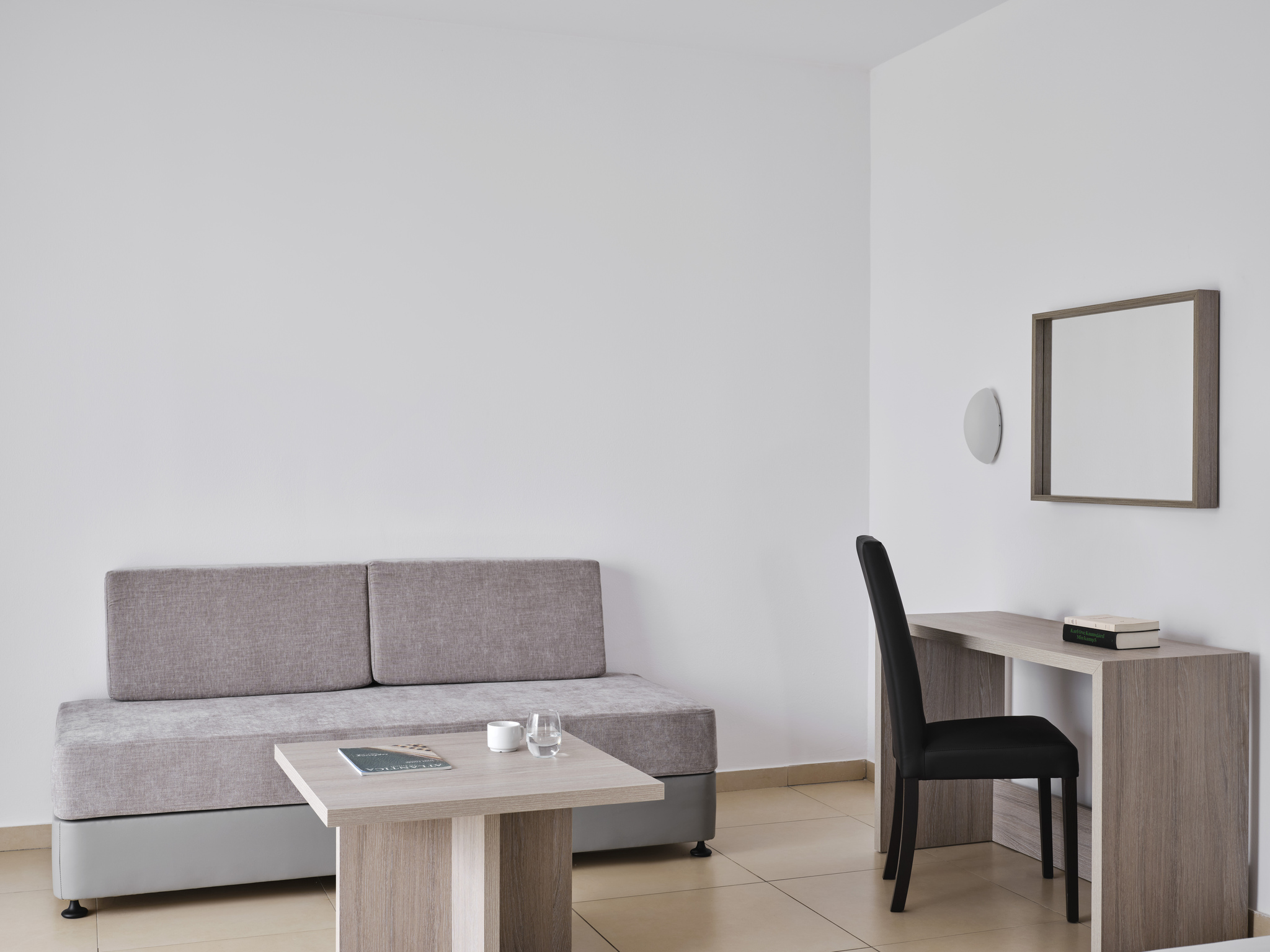 Studio Side Sea View