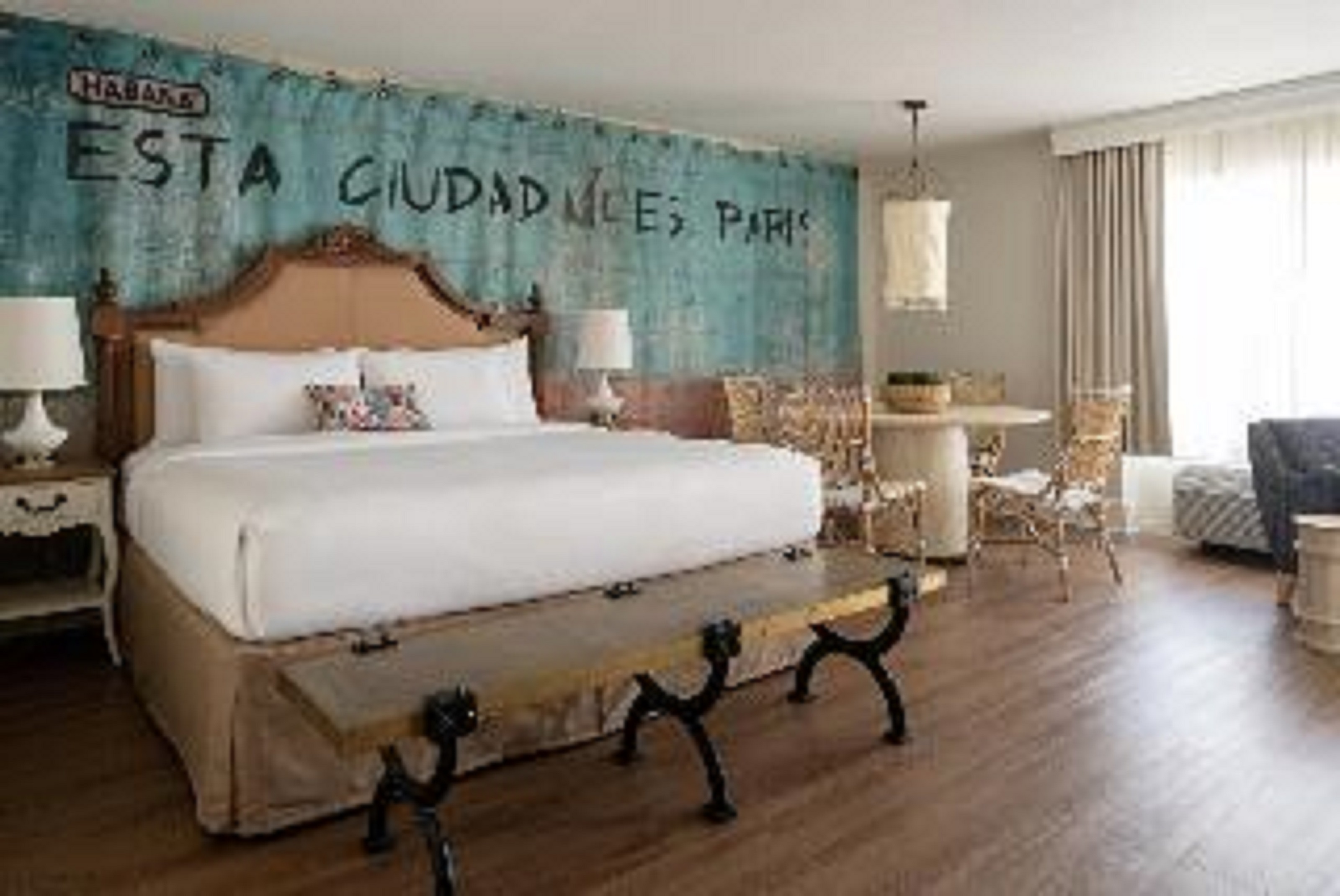 Studio King Size Bed