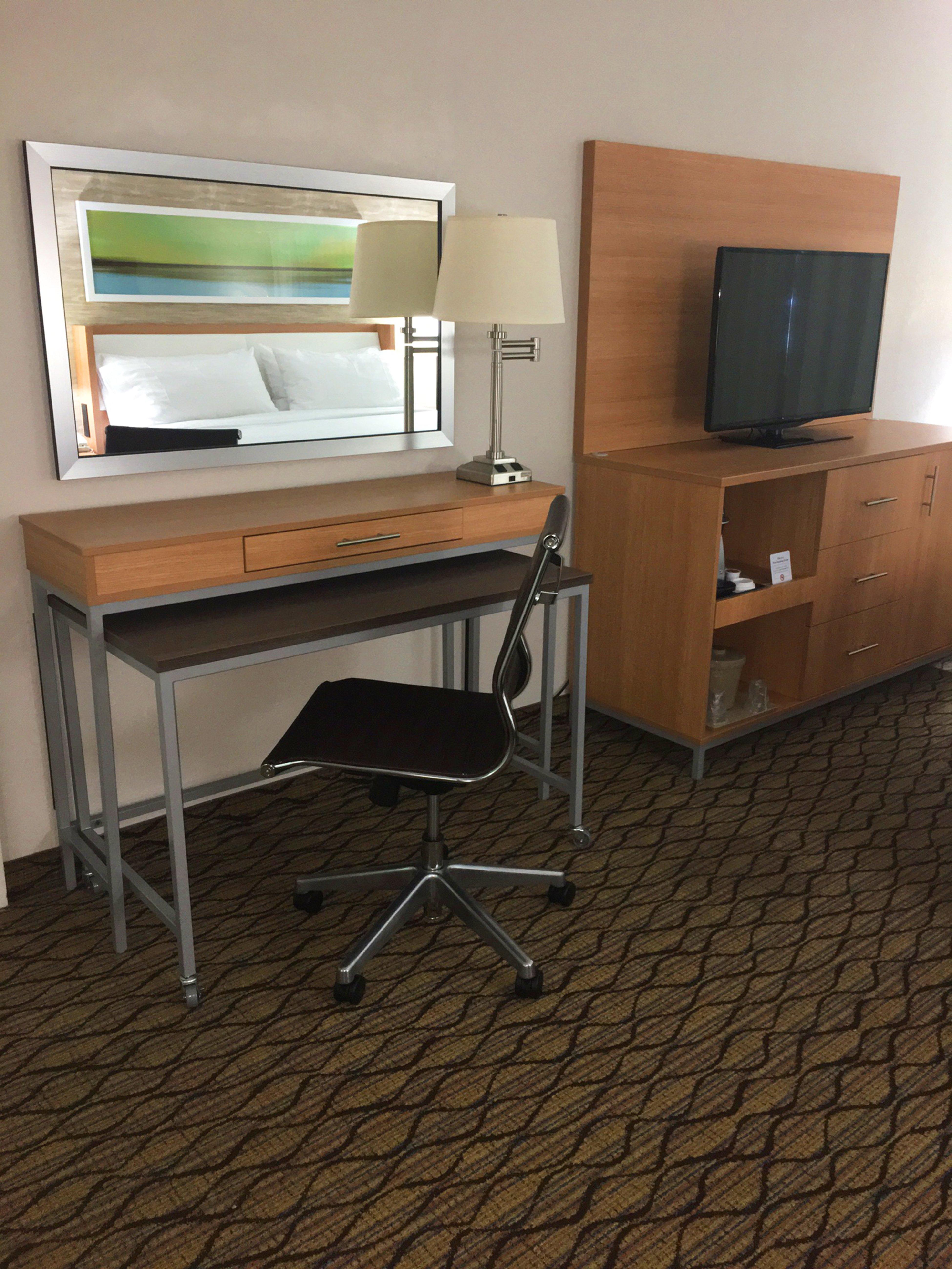 Suite Ocean View King Bed