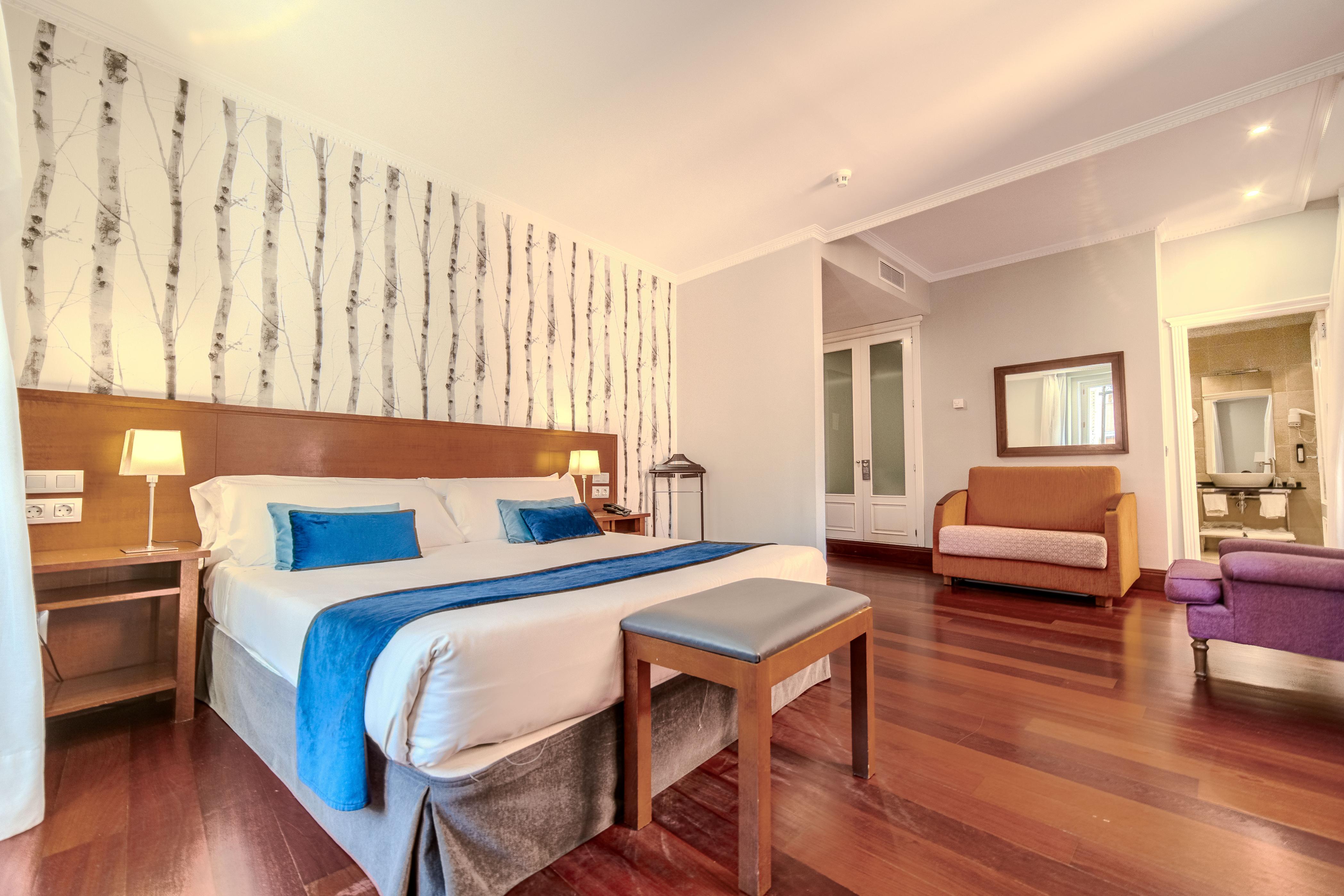 Double or Twin Superior