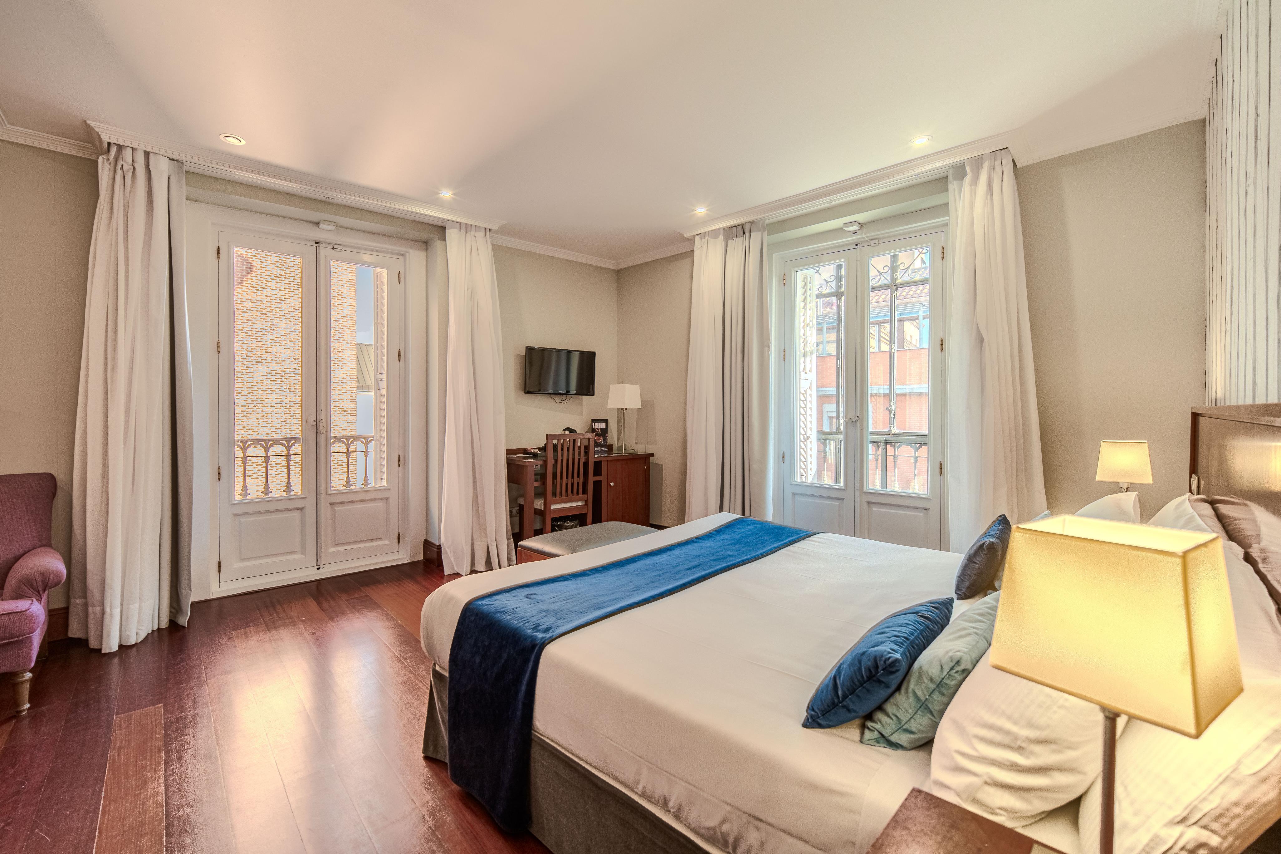 Double or Twin Superior