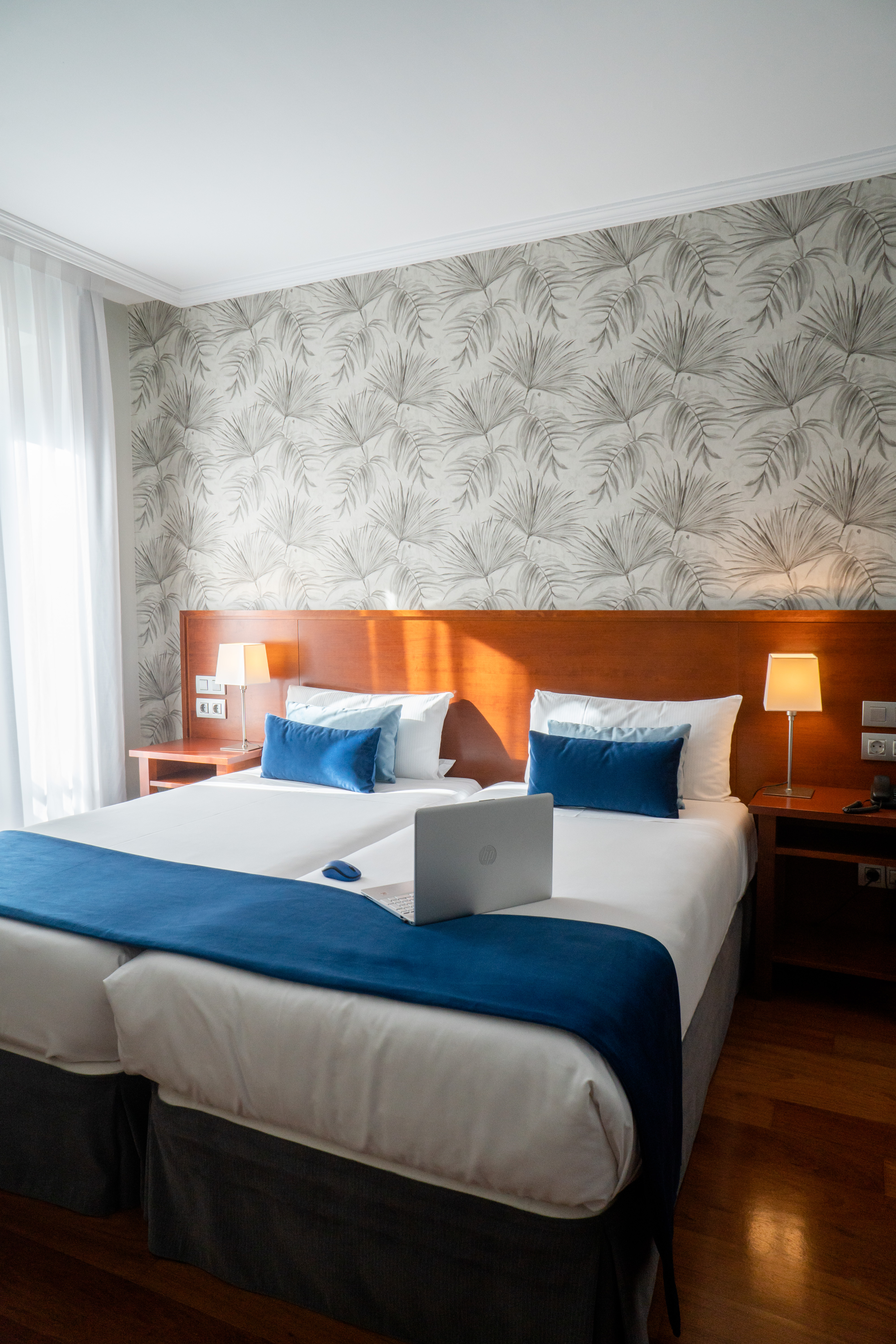 Double or Twin Standard