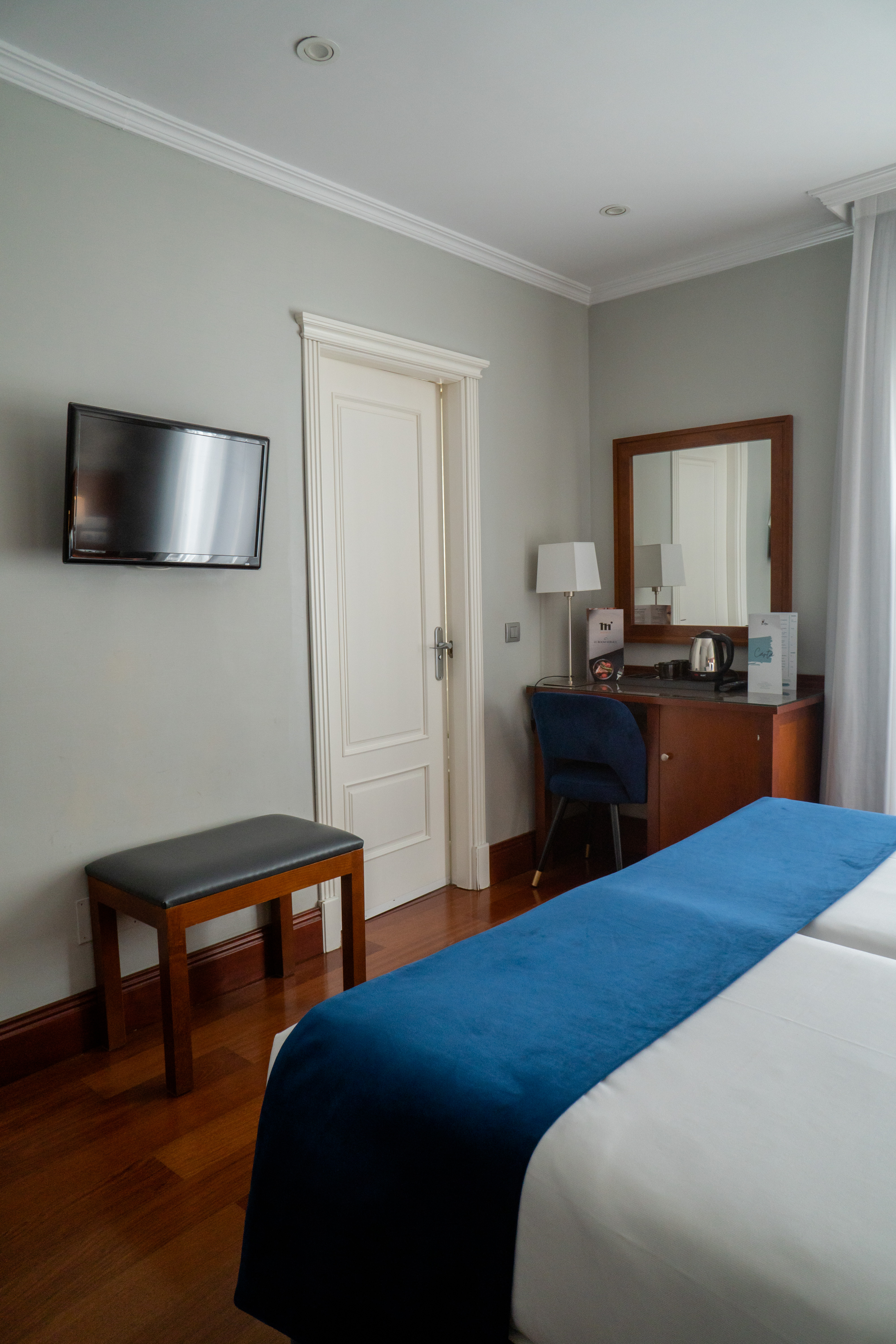 Double or Twin Standard