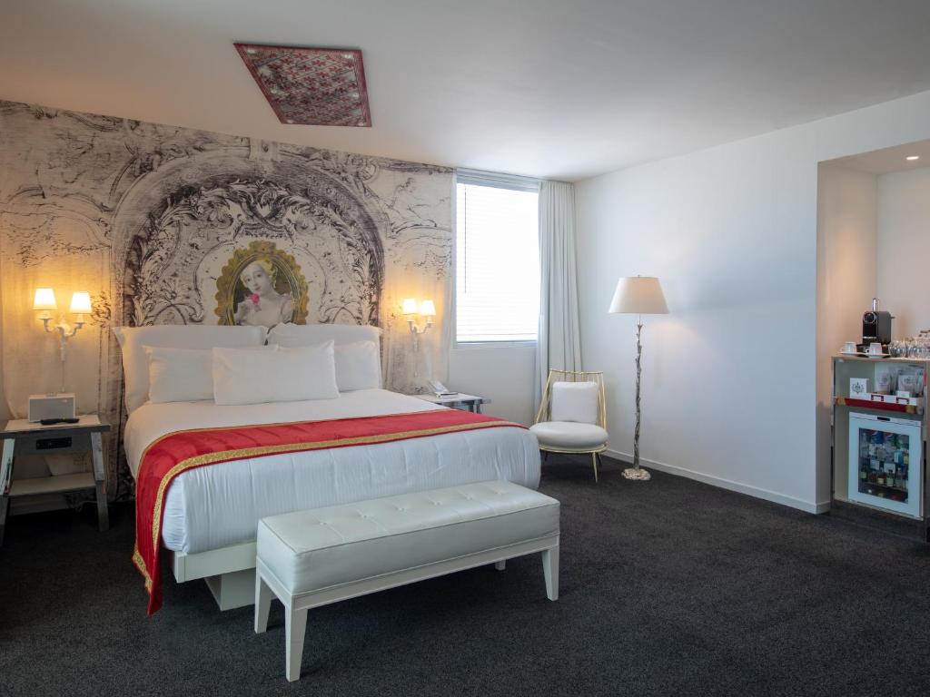 Double King Size Bed
