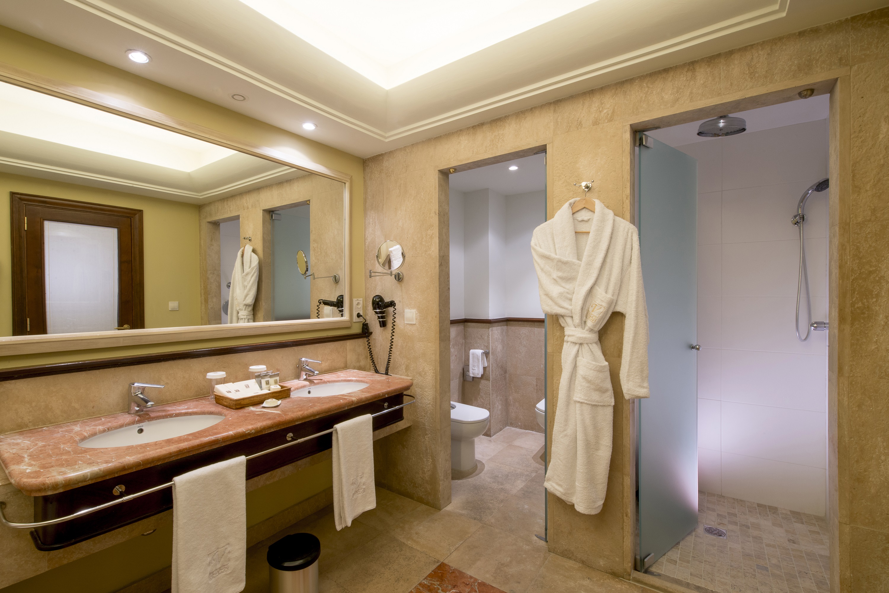 Junior Suite Capacity 2