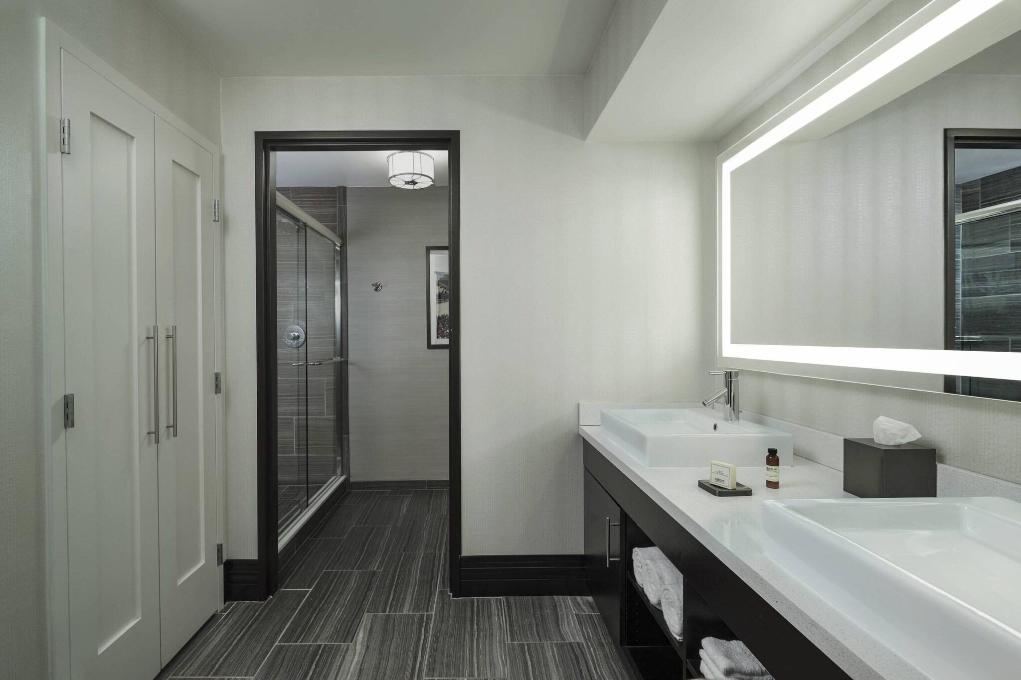 Quadruple Accessible-two Queen Beds