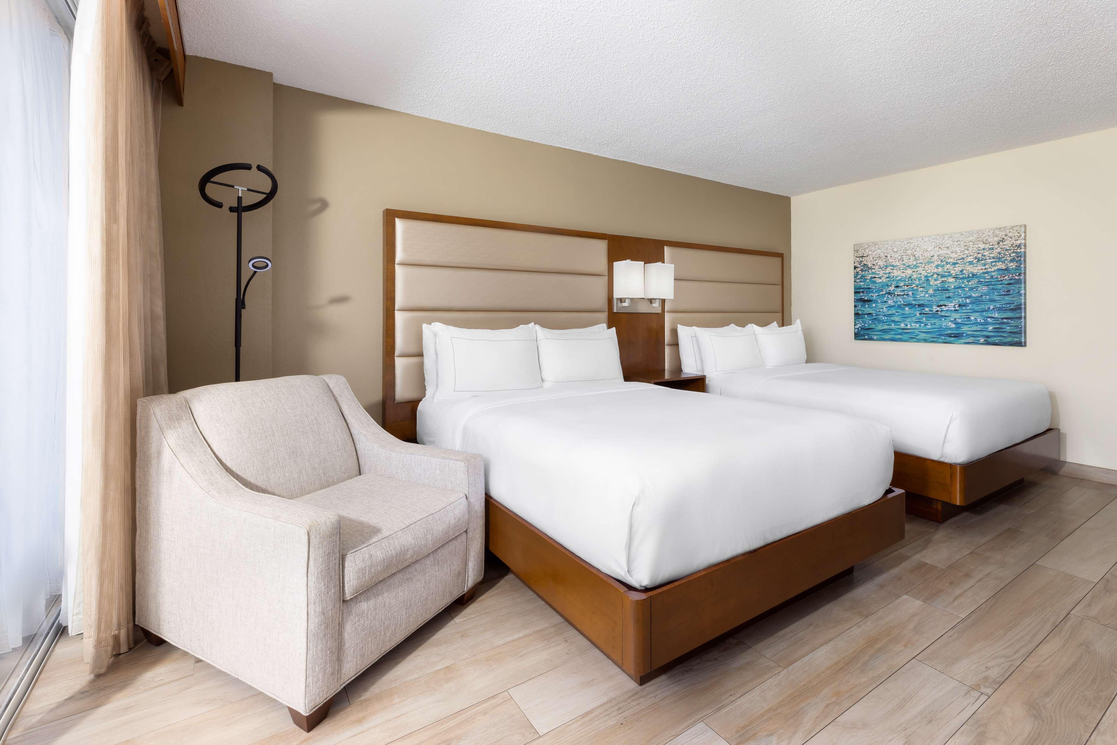 Quadruple Two Queen Beds