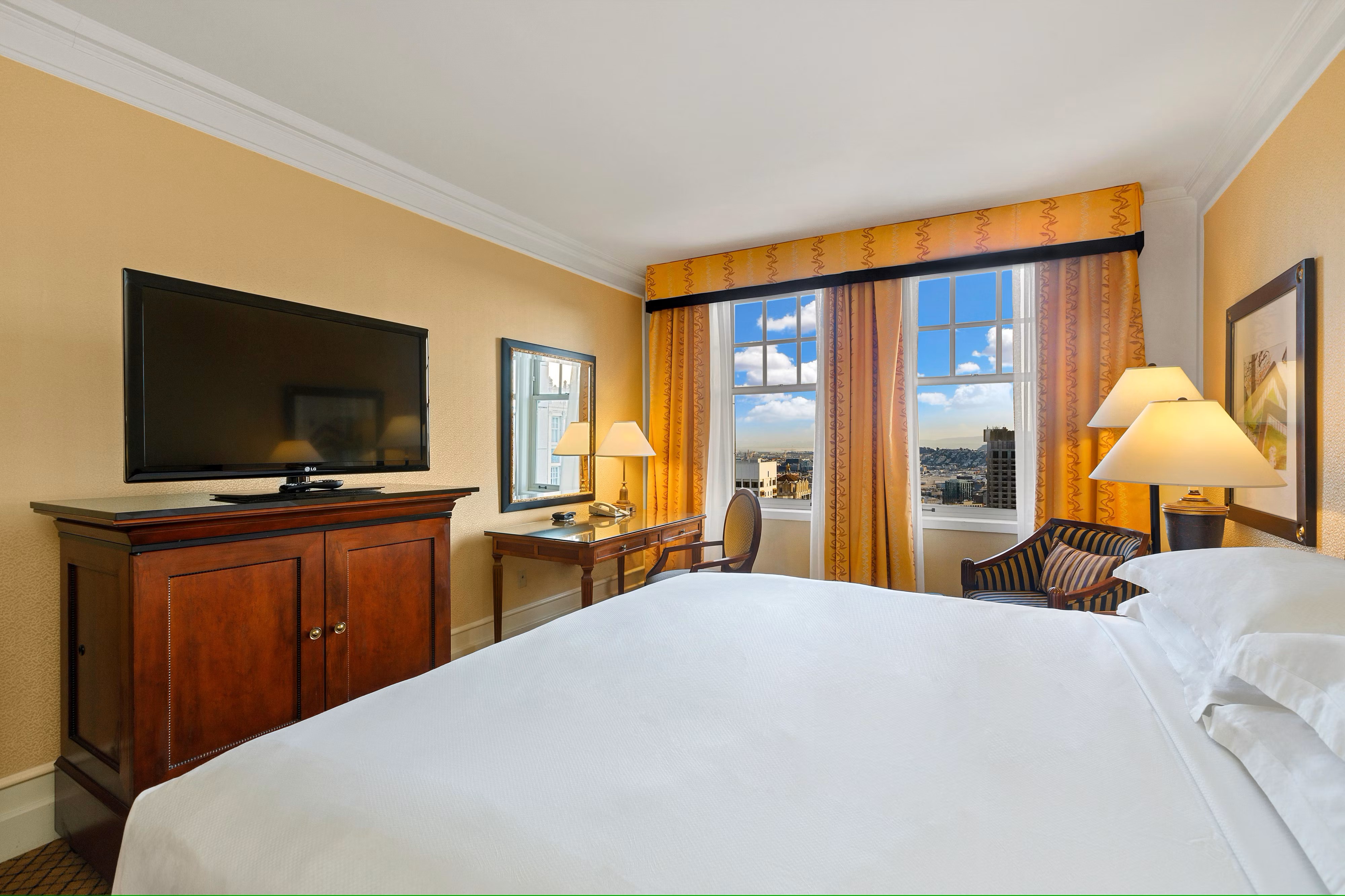 Room Guest Room King Bed