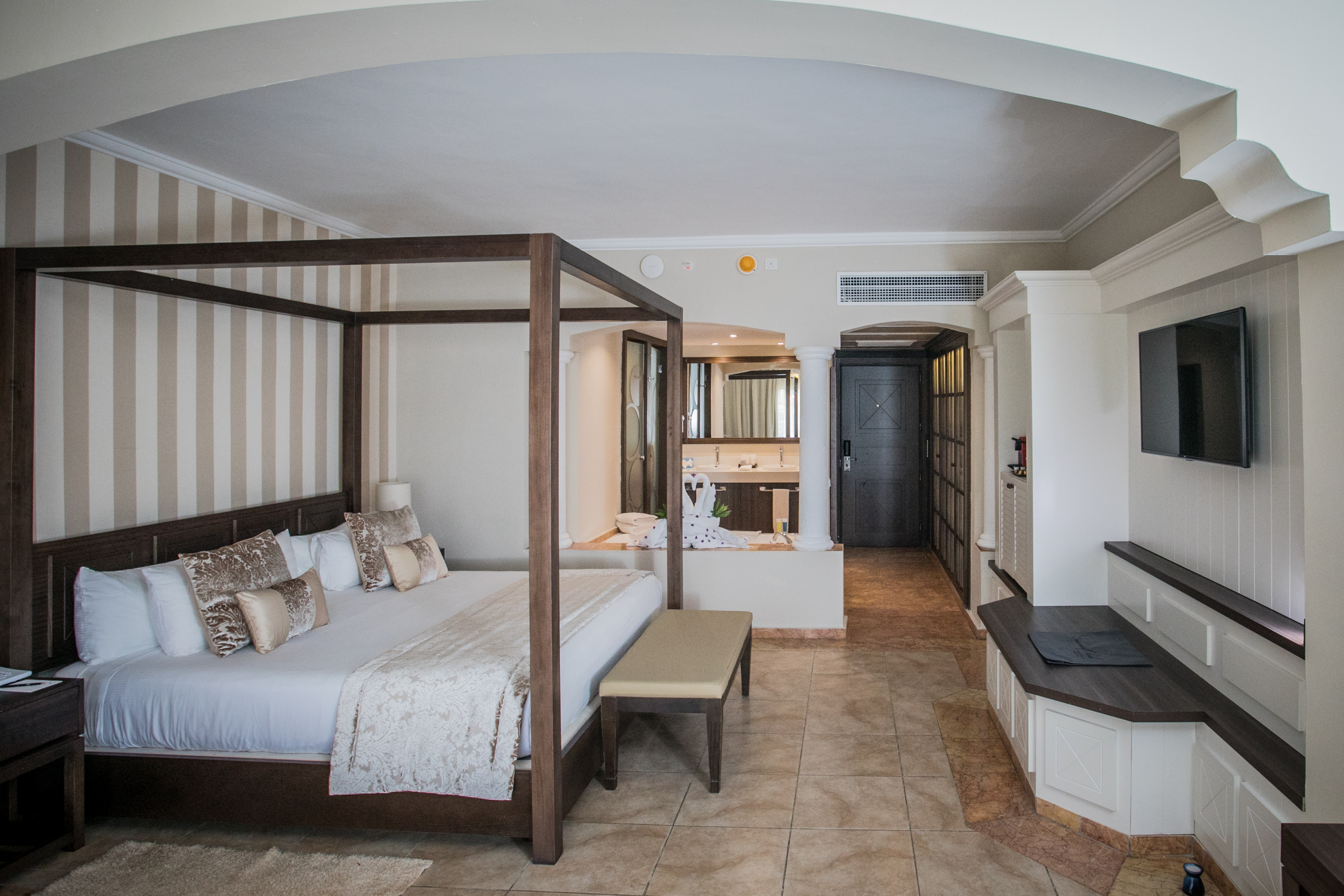 Junior Suite with Jacuzzi