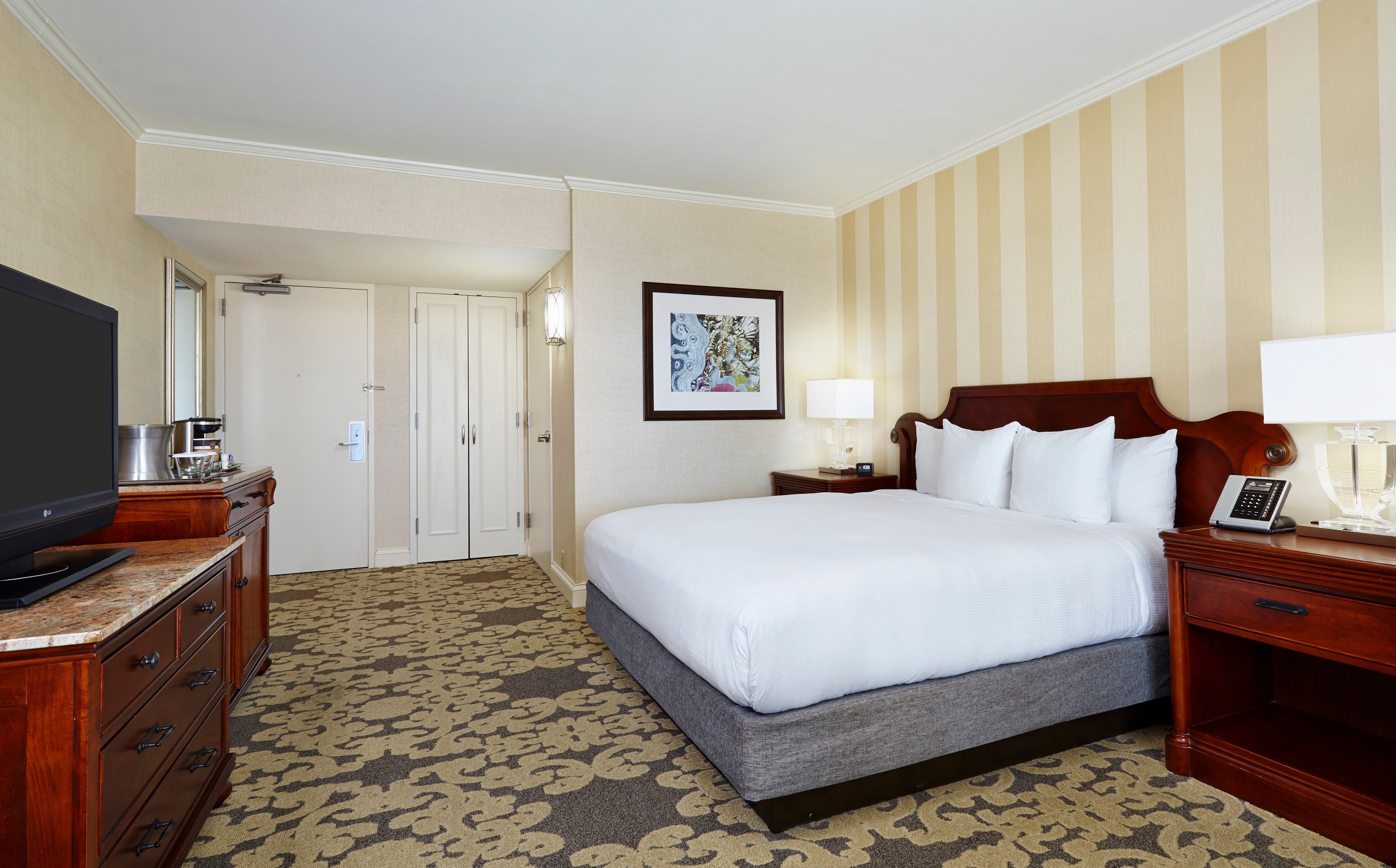 Double Accessible King Size Bed