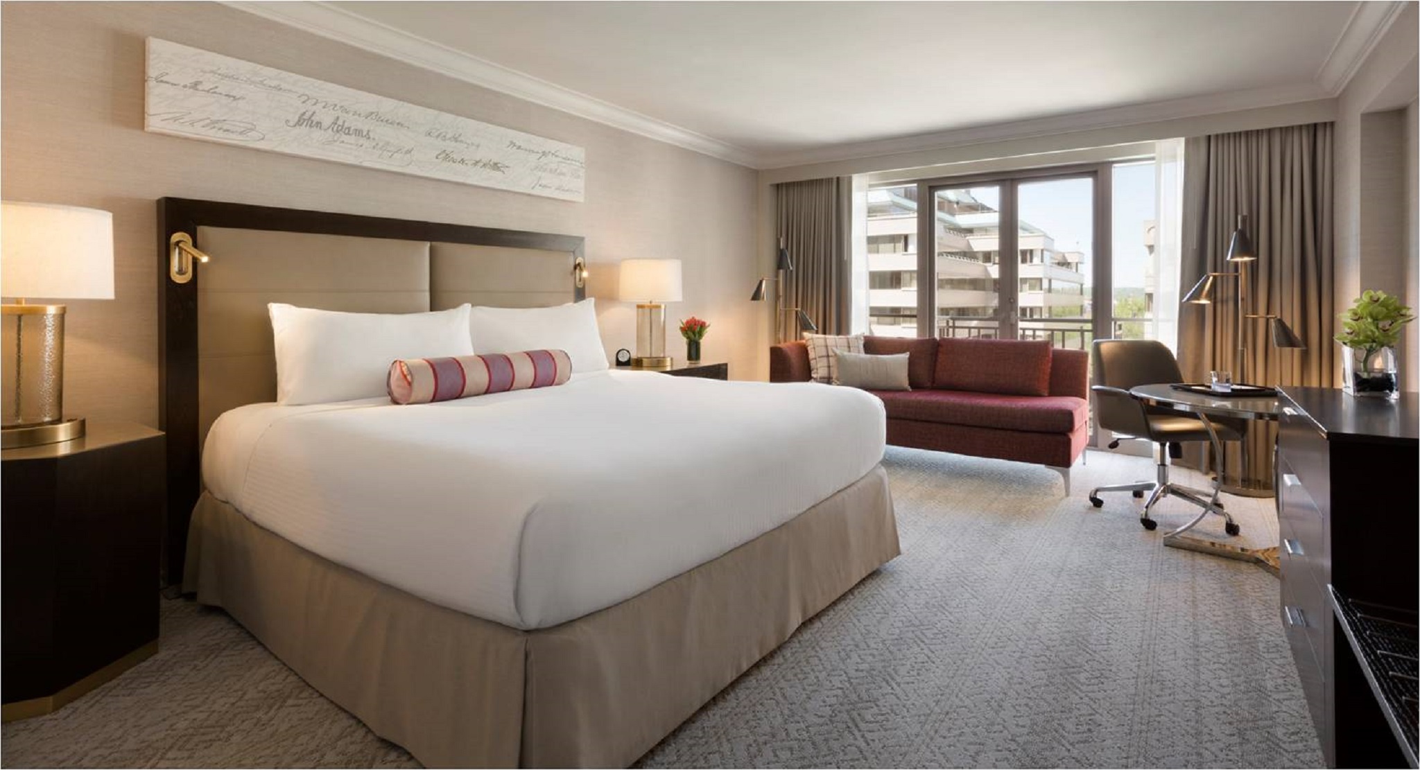 Double Deluxe King Bed