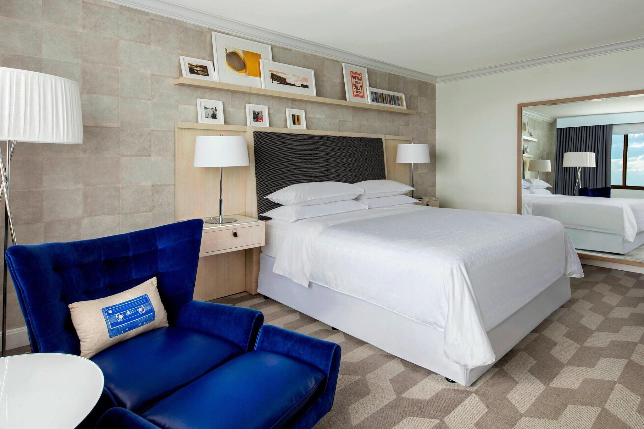 Double Club King Bed