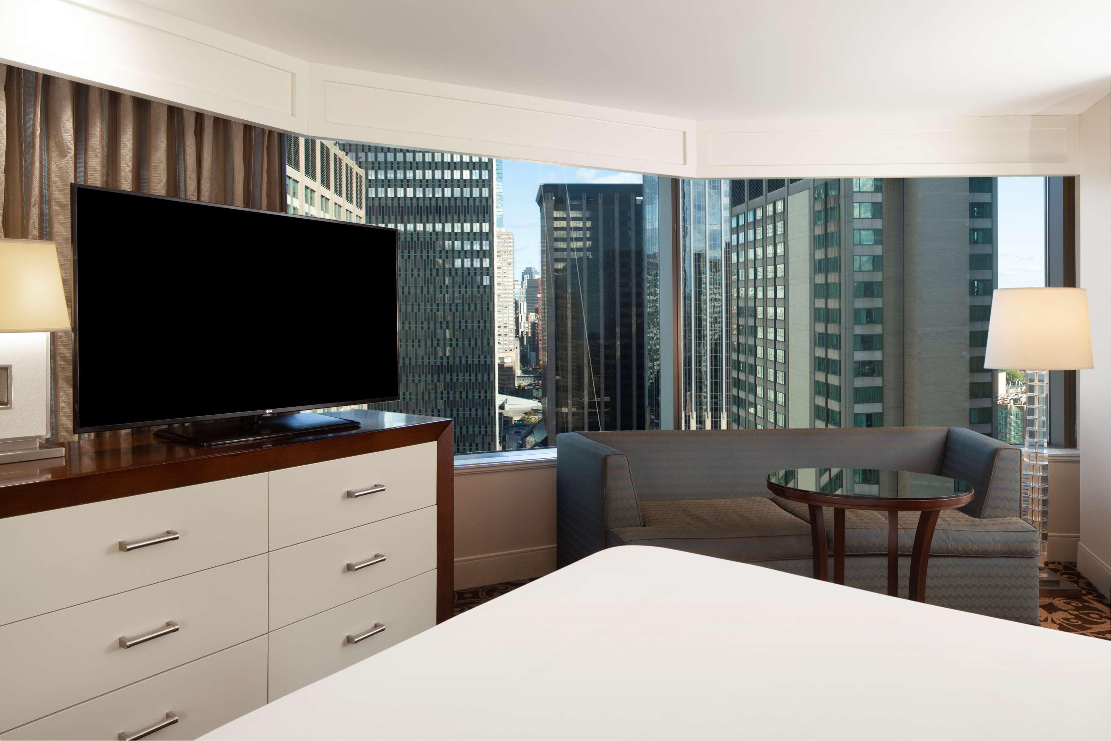 Double City View King Bed