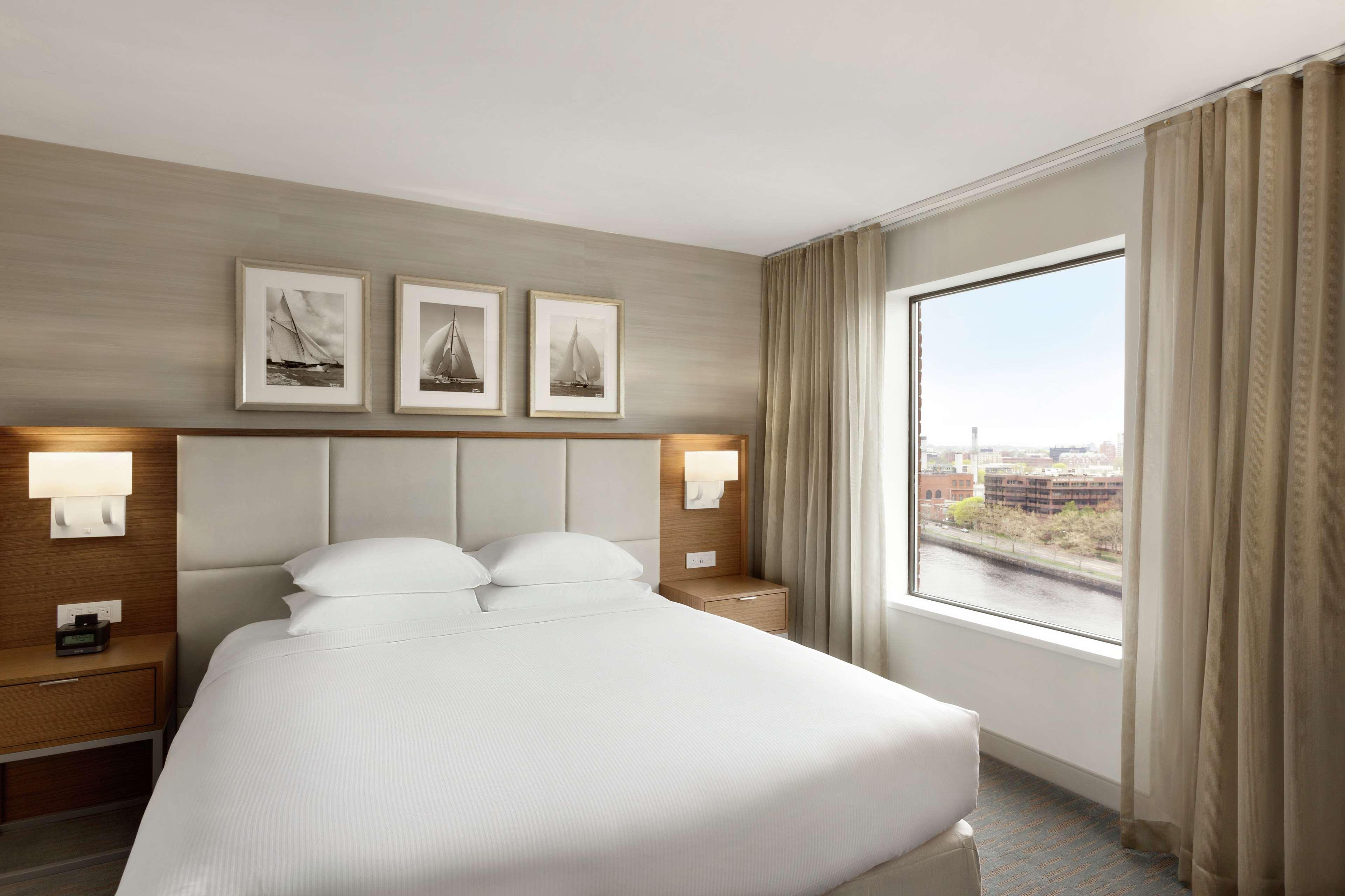 Room River View