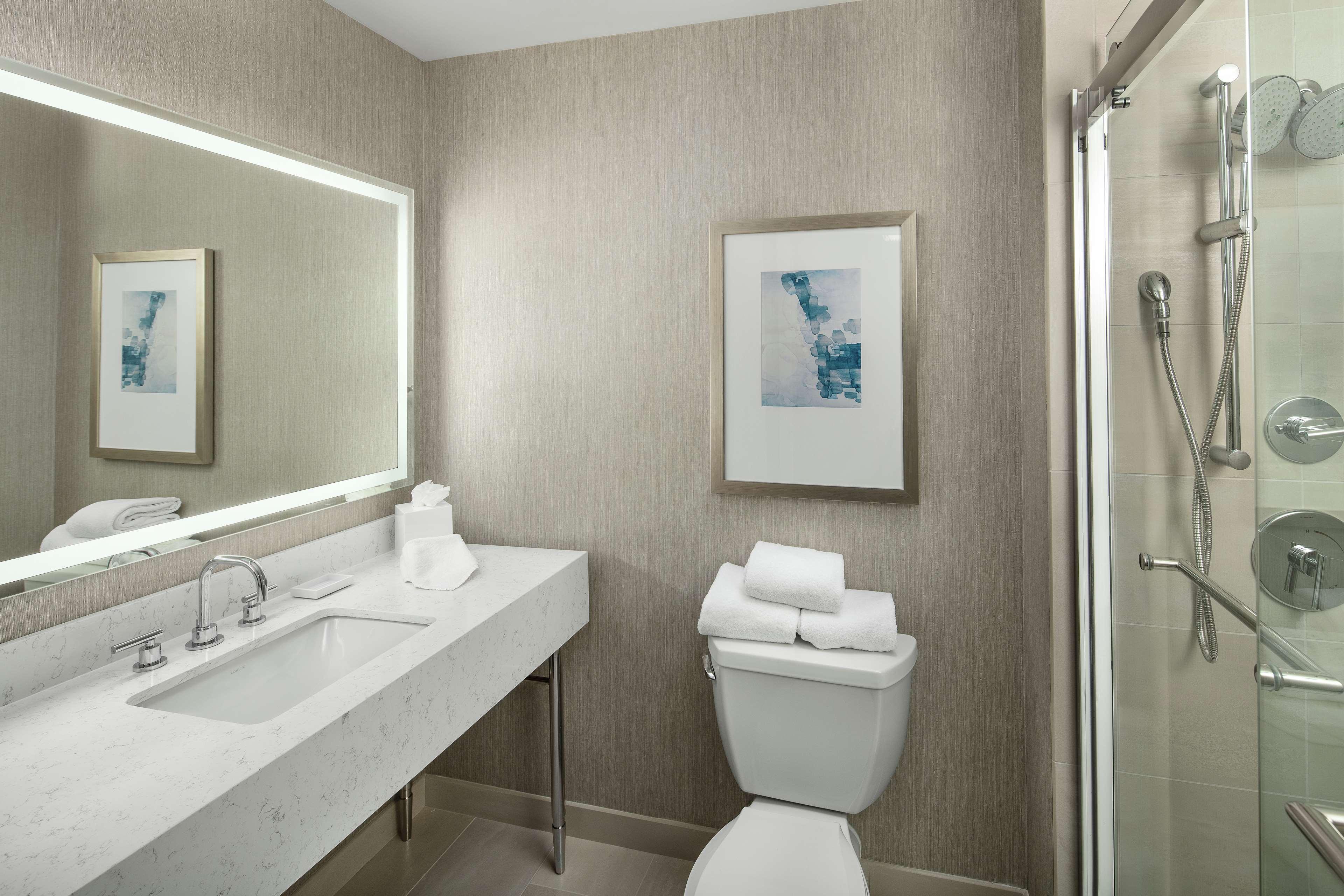 Junior Suite with Views