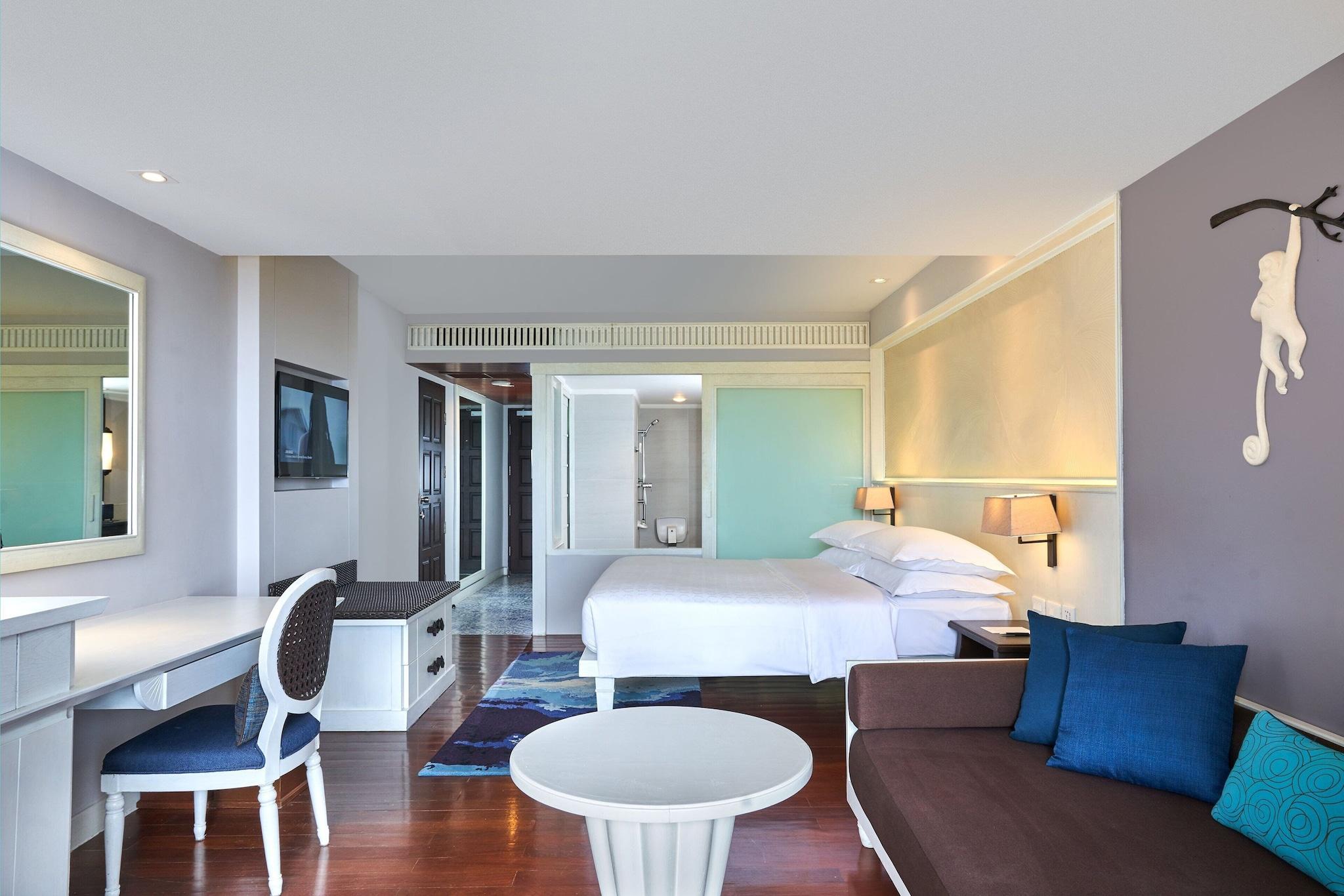 Double Superior King Bed