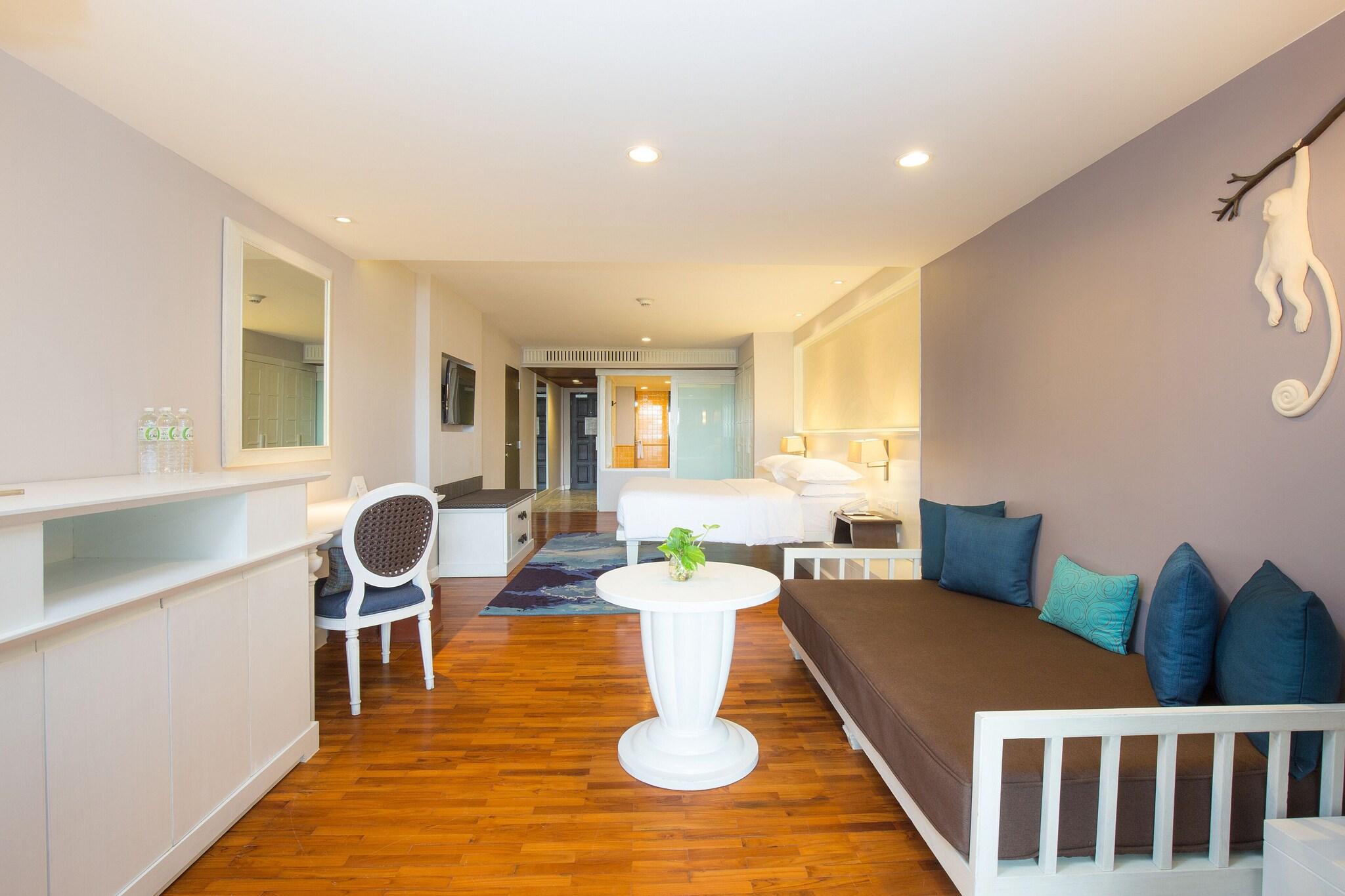 Double King Size Bed