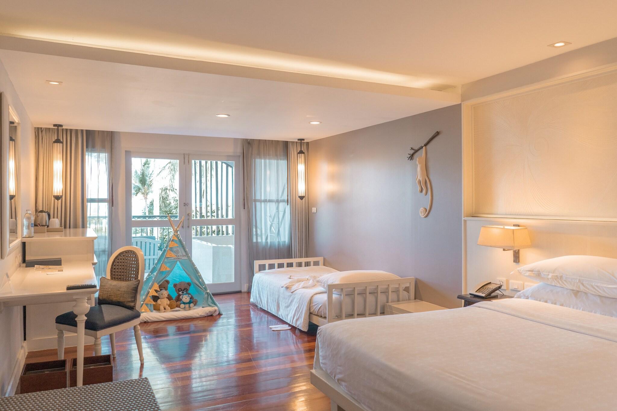 Family Room King Size Bed