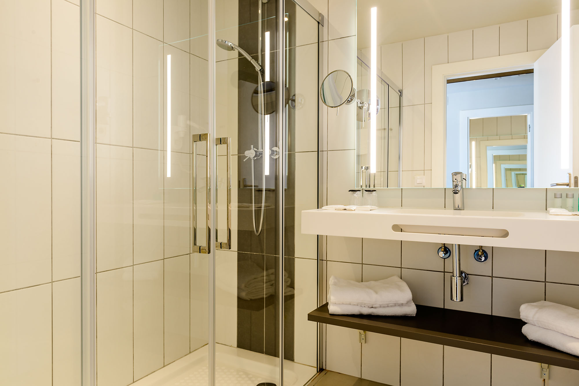 Double or Twin Standard