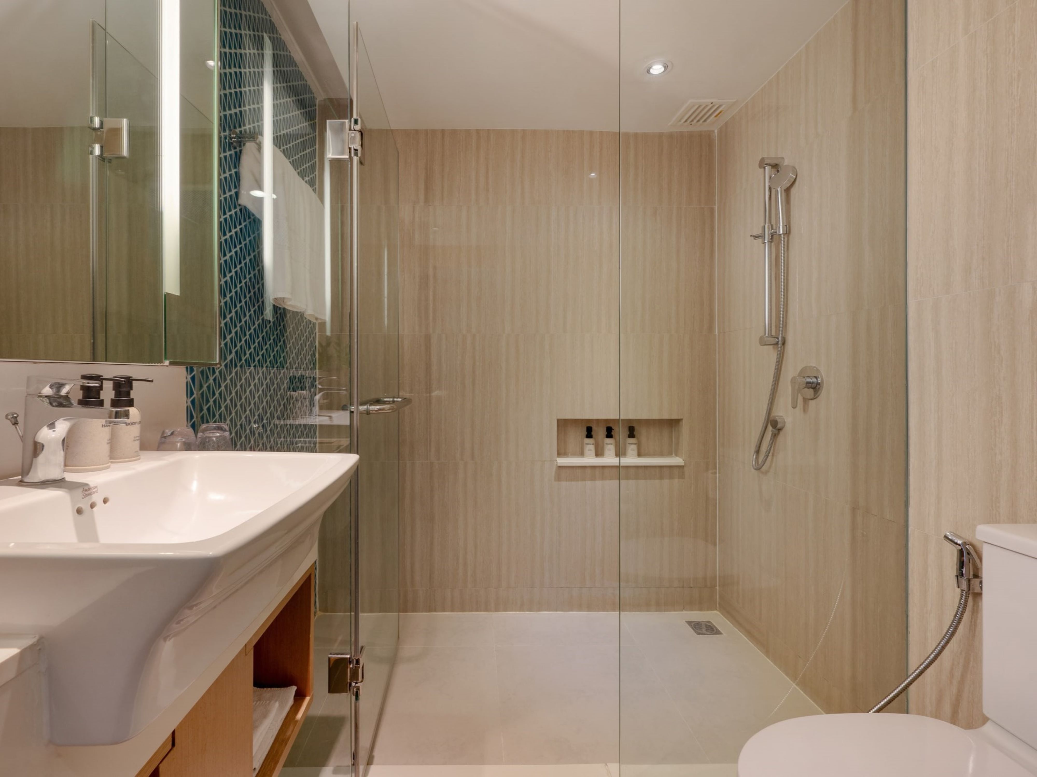 Junior Suite Standard