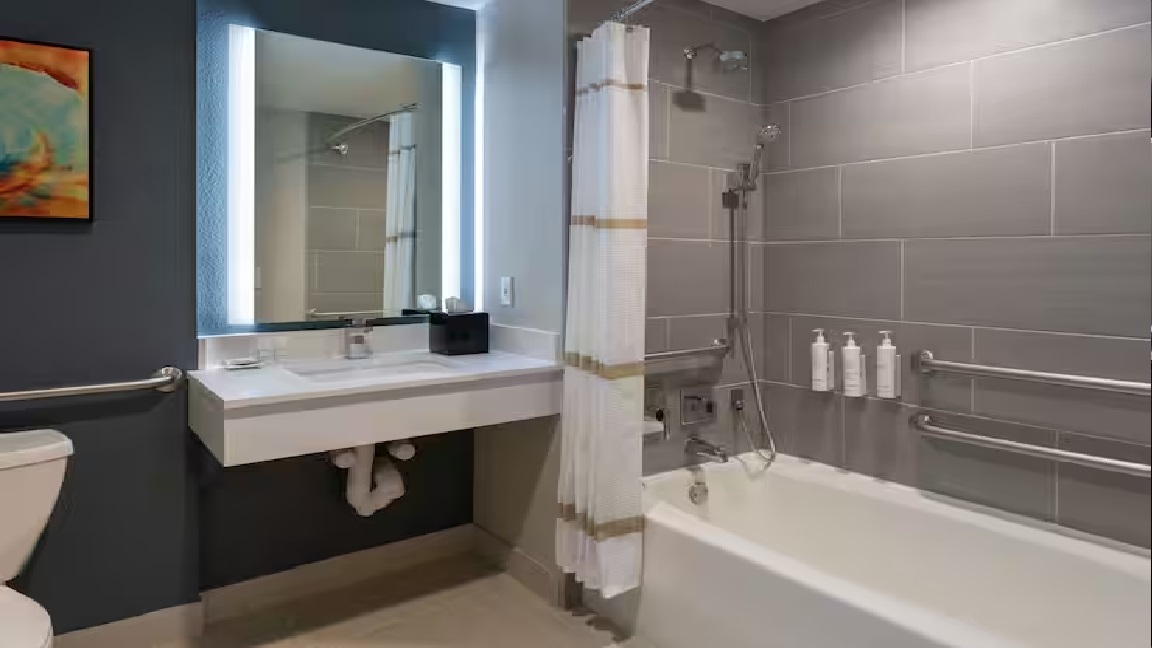 Double Two Queen Beds Premium