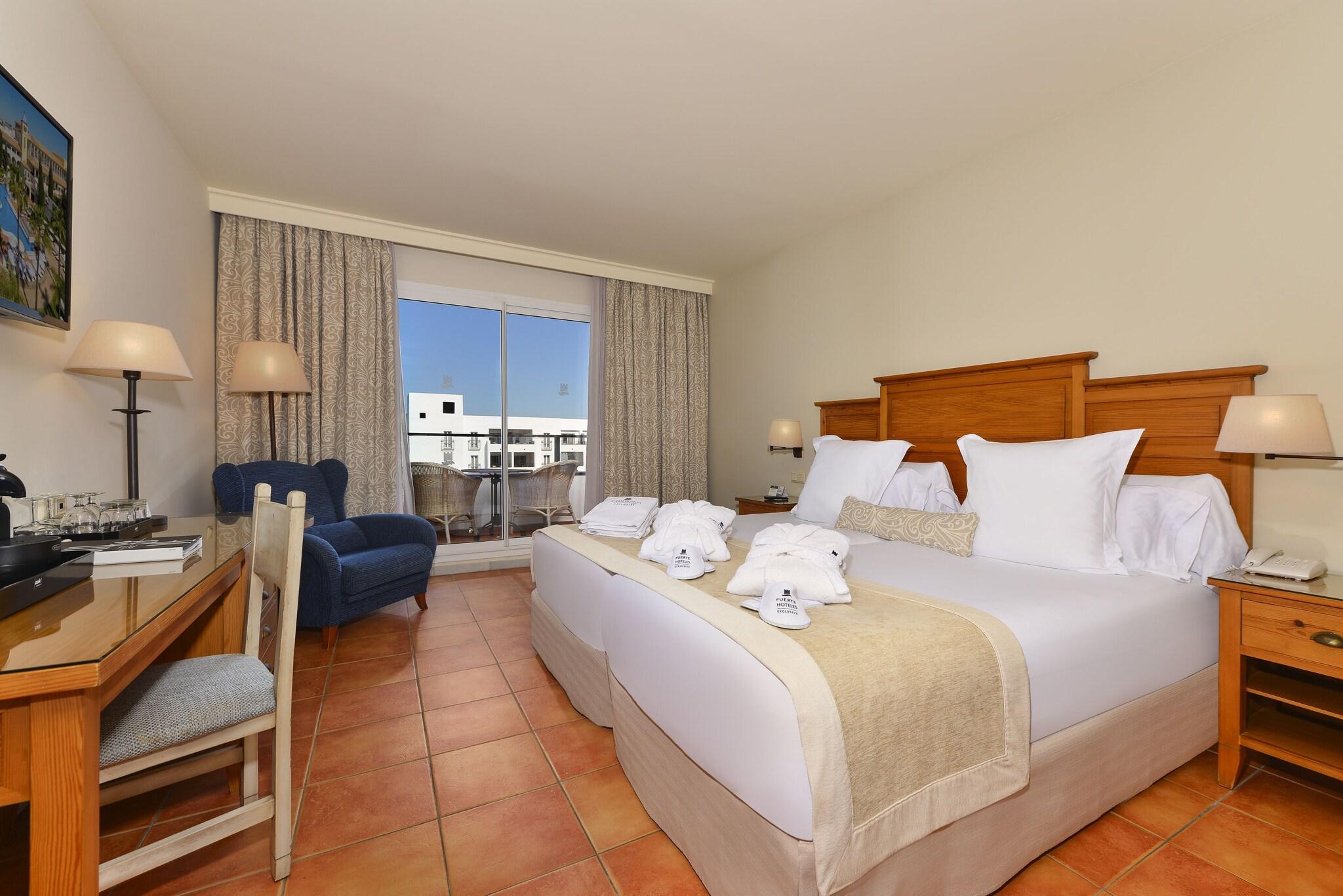 Double Partial Sea View