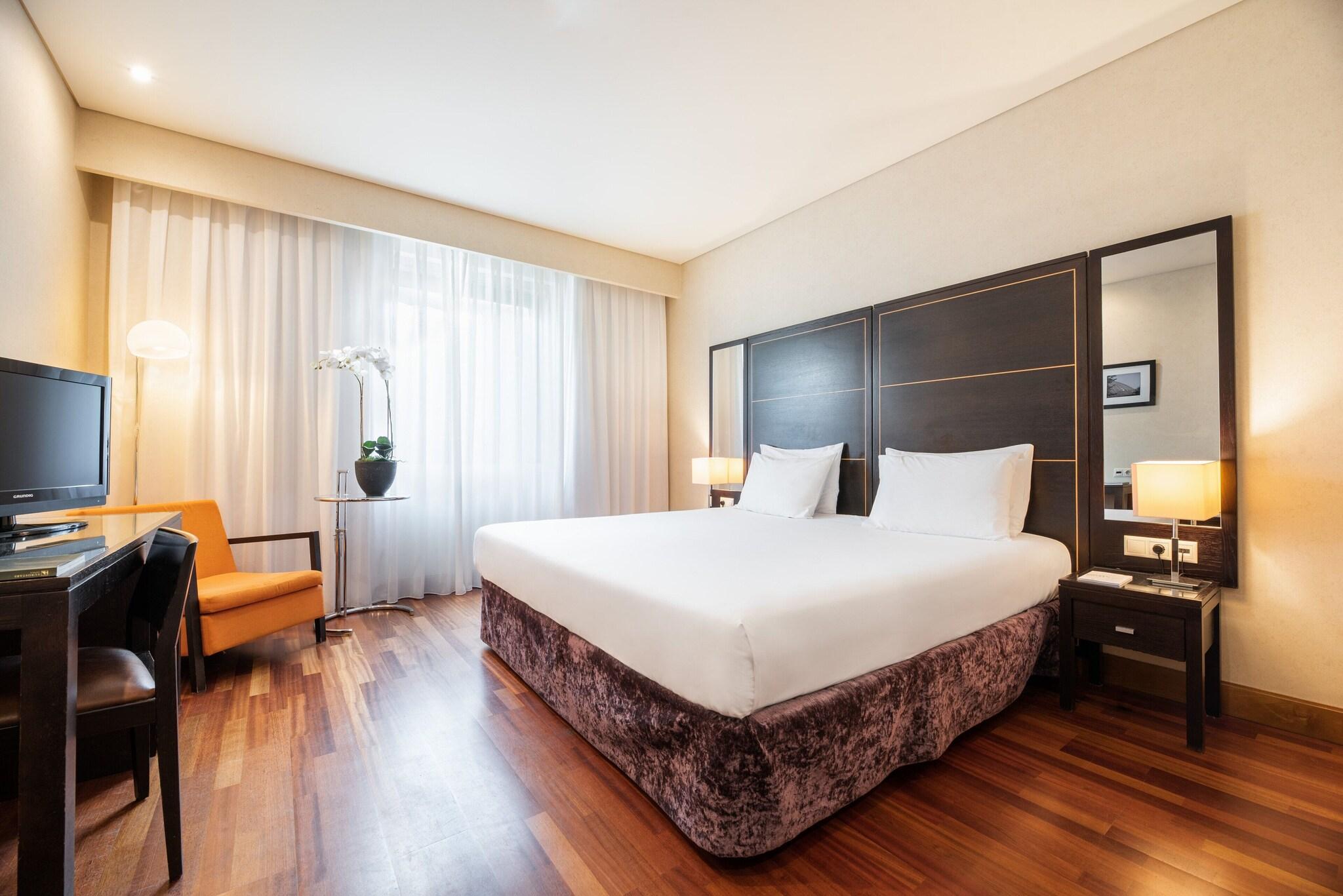 Junior Suite King Size Bed