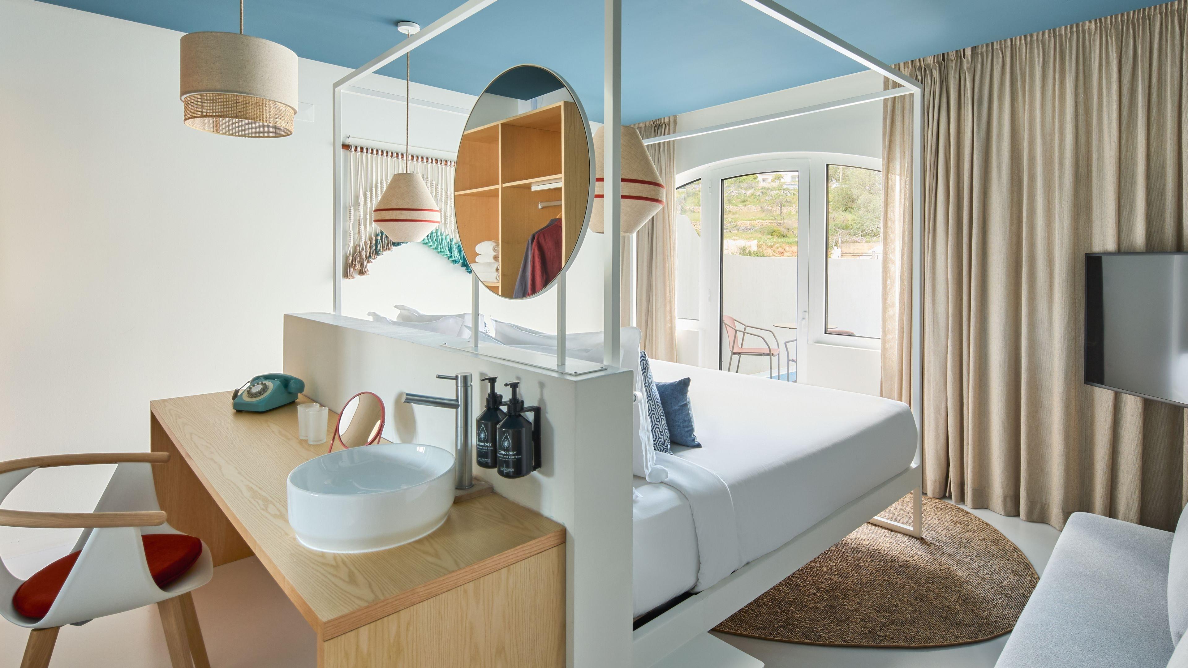 Double Premium King Bed