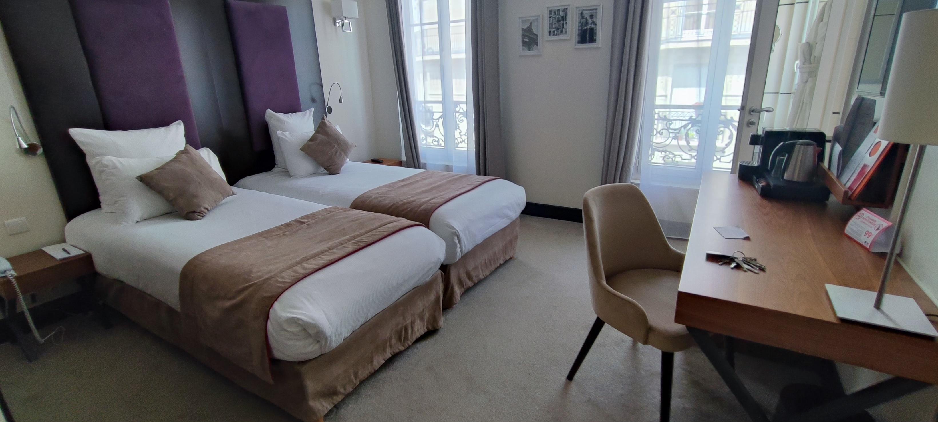 Double or Twin Deluxe