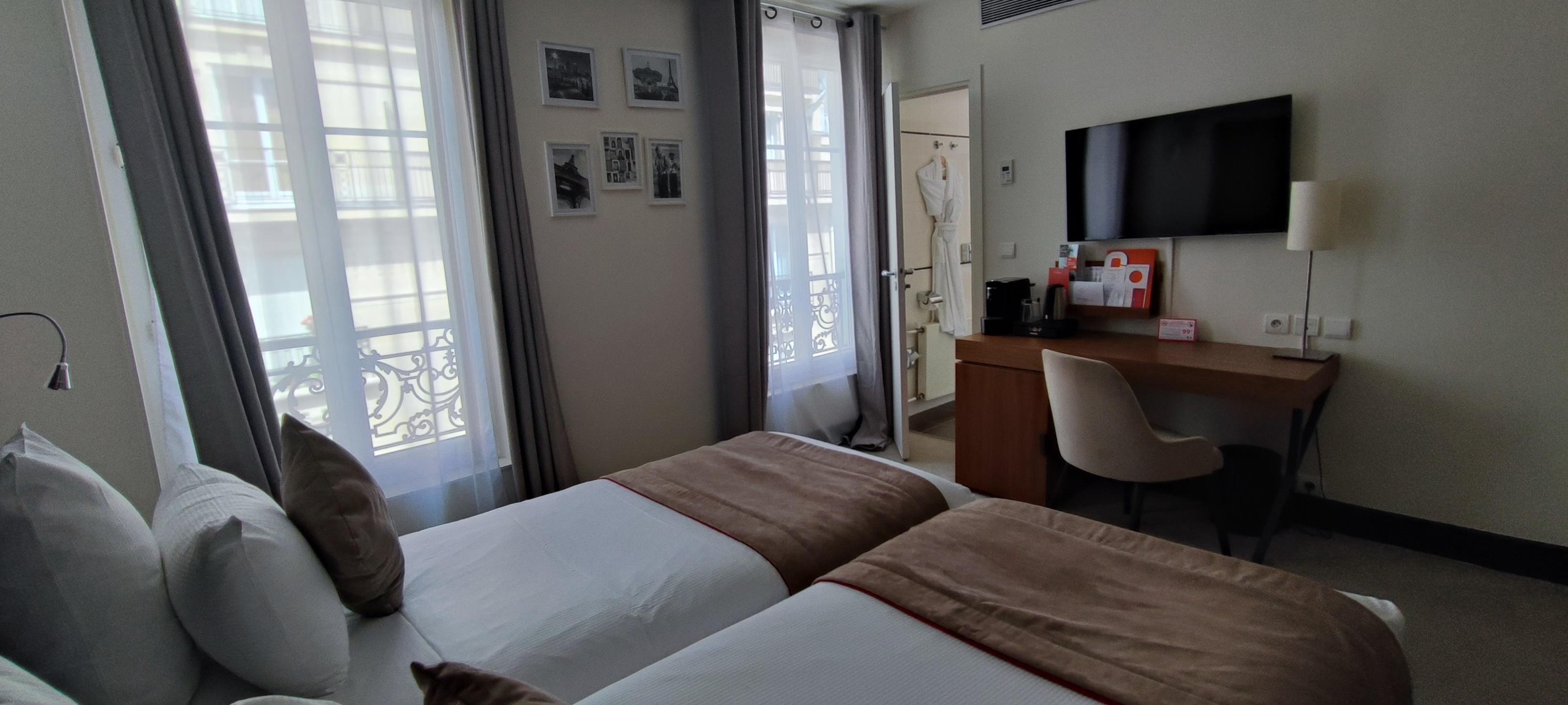 Double or Twin Deluxe