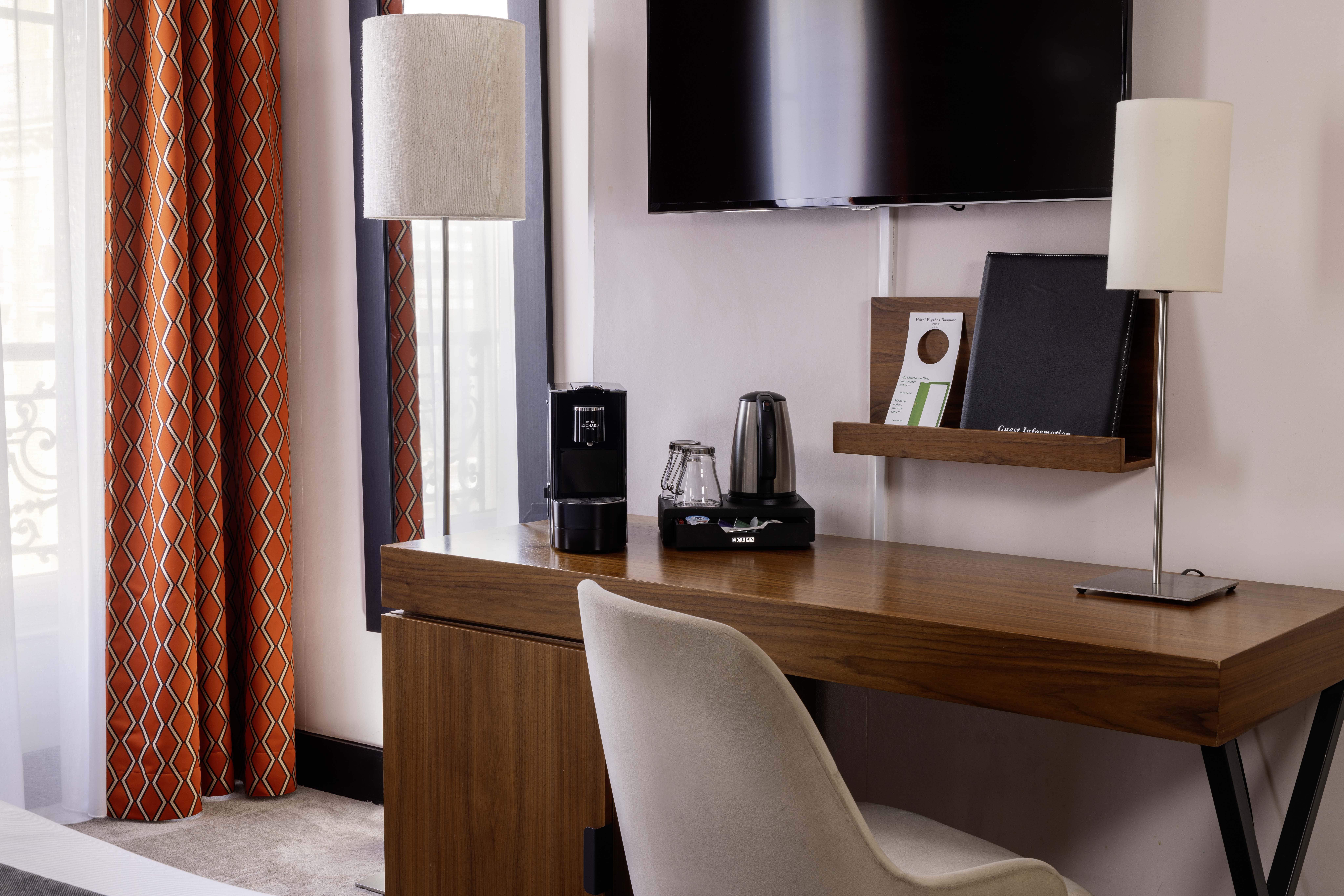 Double or Twin Superior