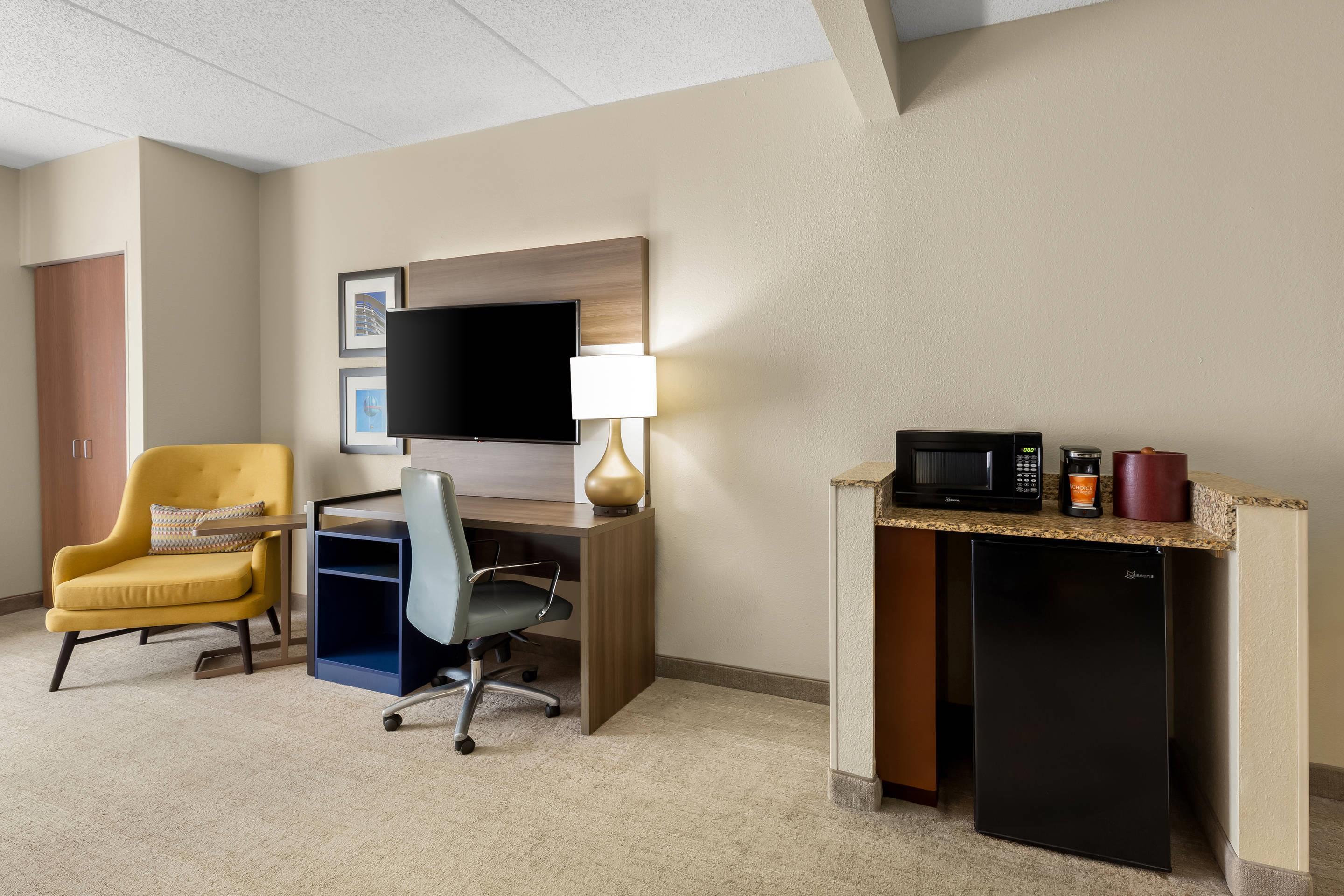 Suite Two Queen Beds