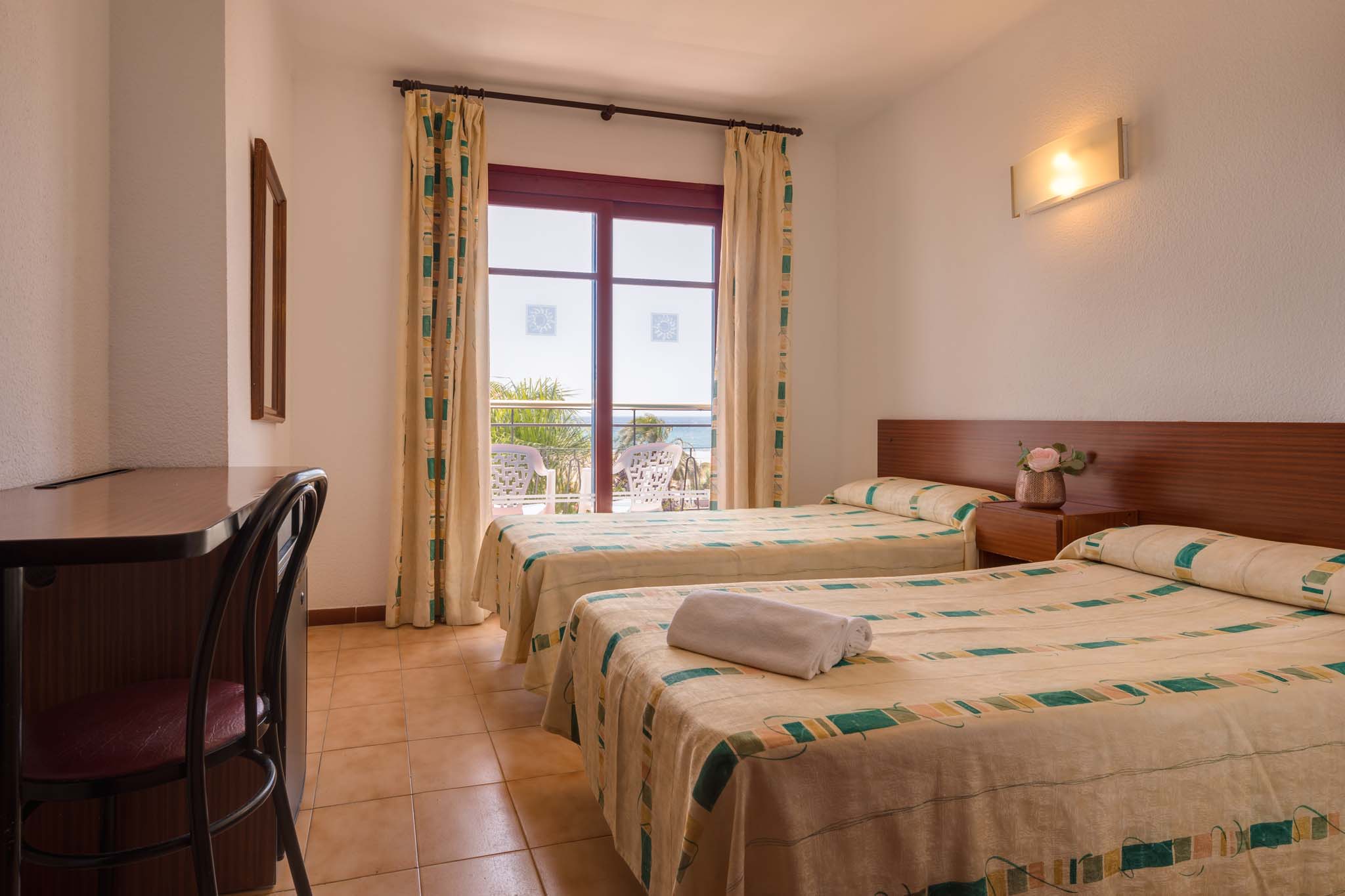 Double or Twin Capacity 3