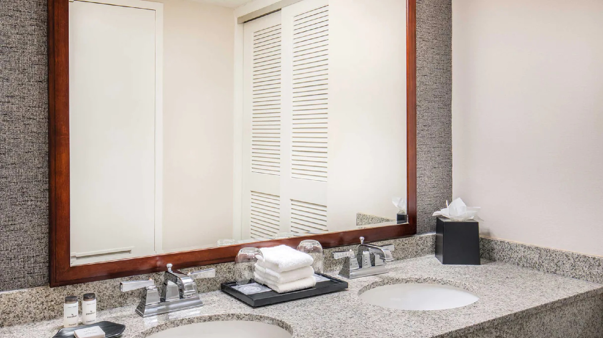 Room Two Double Beds