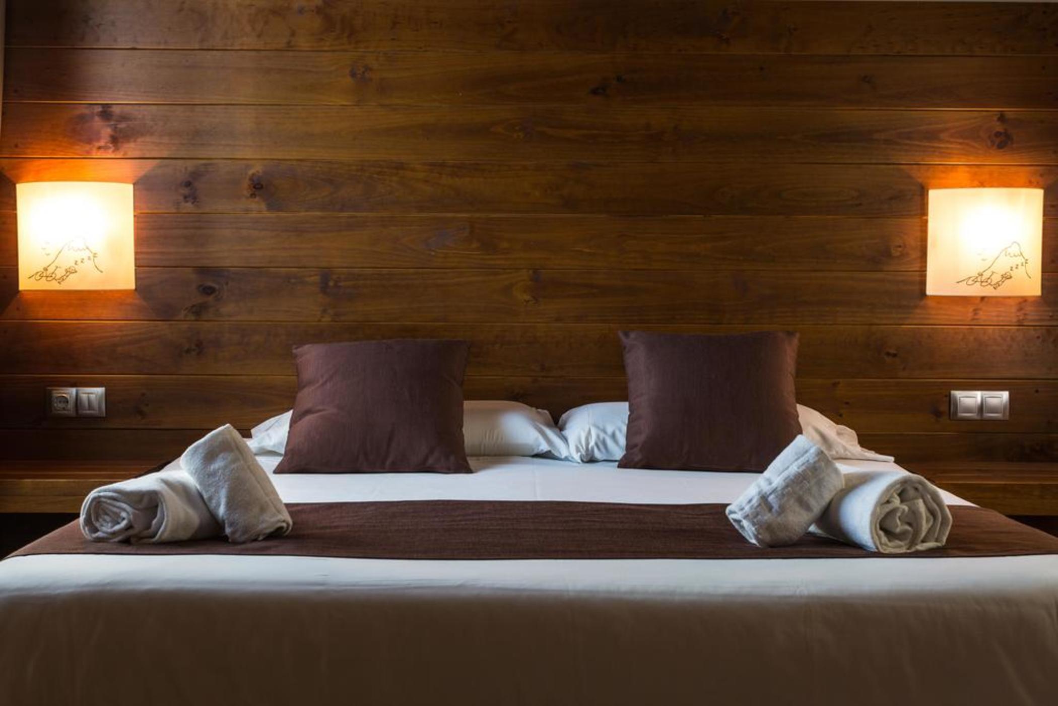 Double or Twin Standard