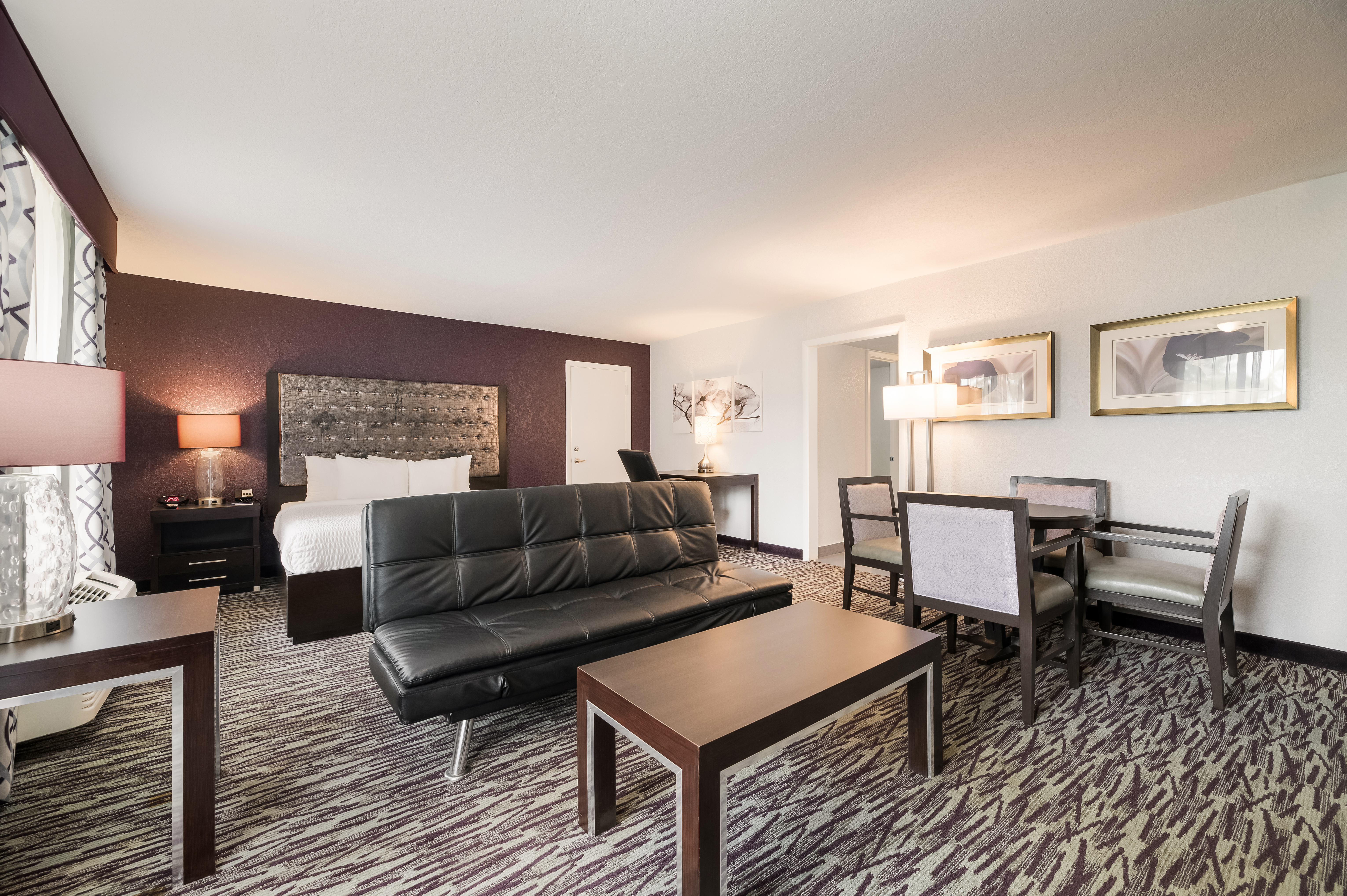 Double King Bed Non Smoking