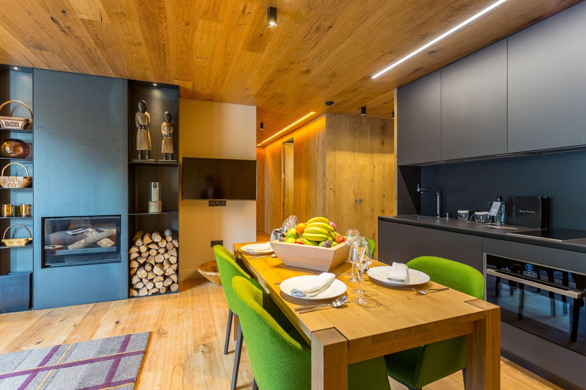 Apartment with Kitchenette