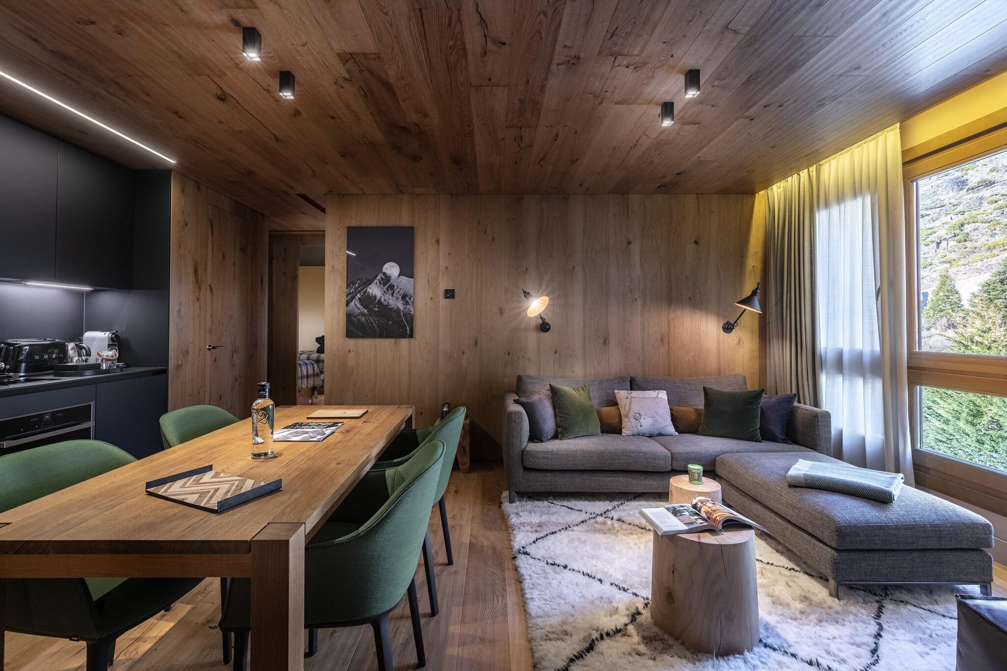 Apartment with Kitchenette