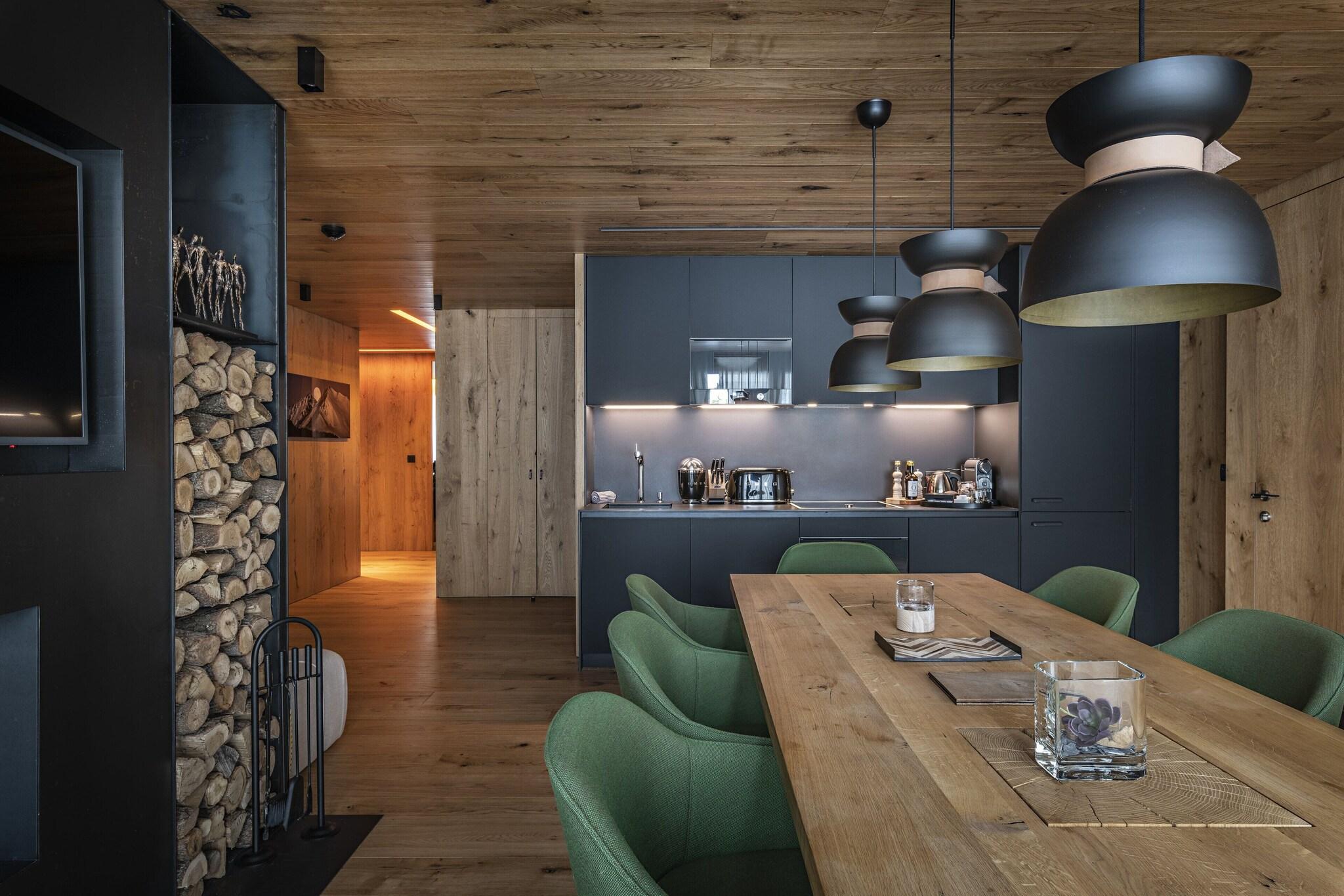 Apartment with Kitchenette