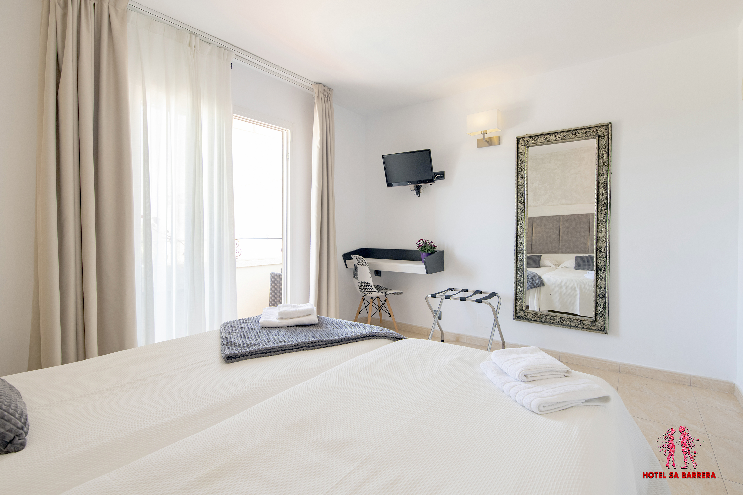 Double or Twin Standard